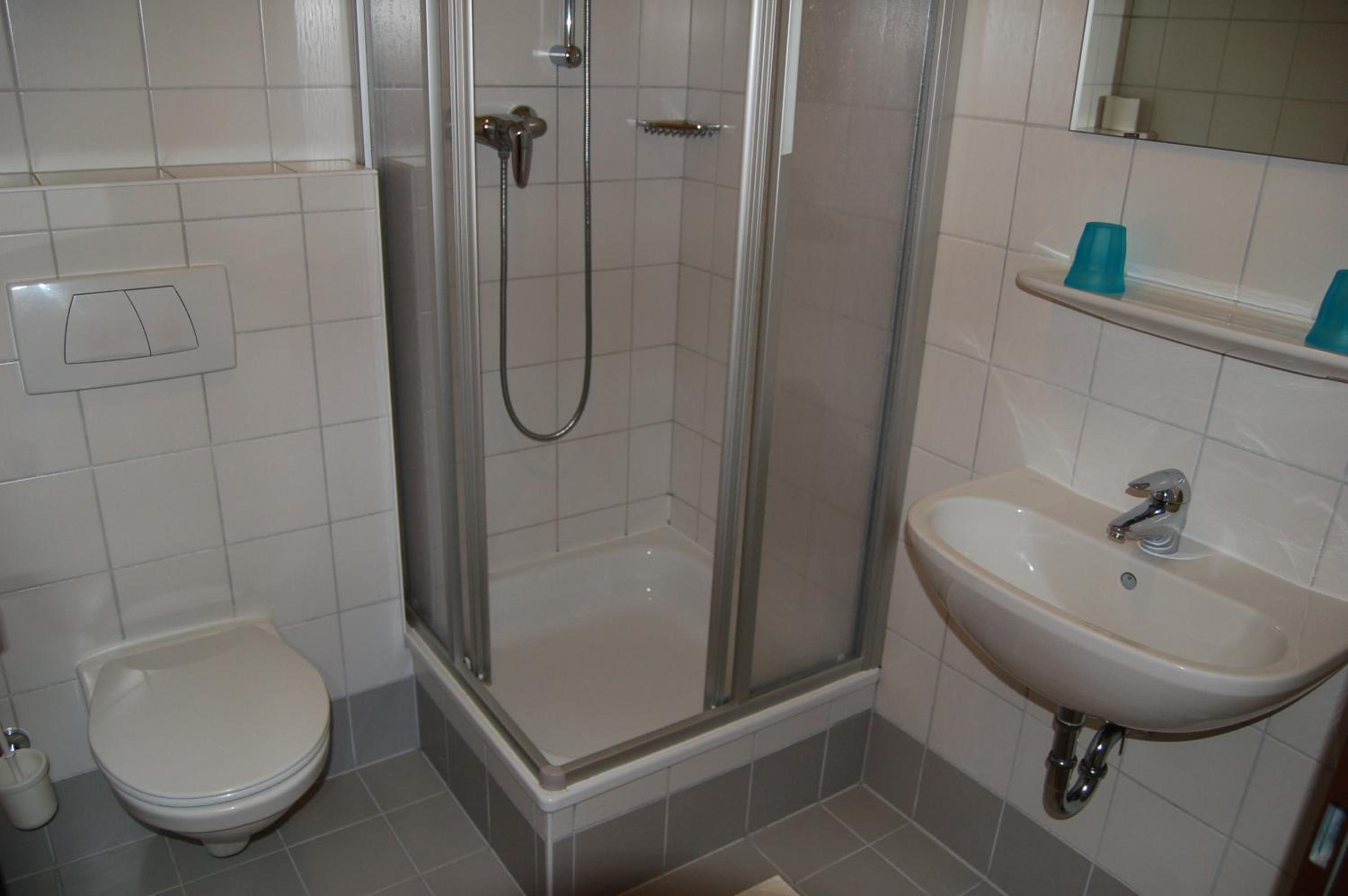 One Bedroom Apartment with Lateral Lake View photo 2