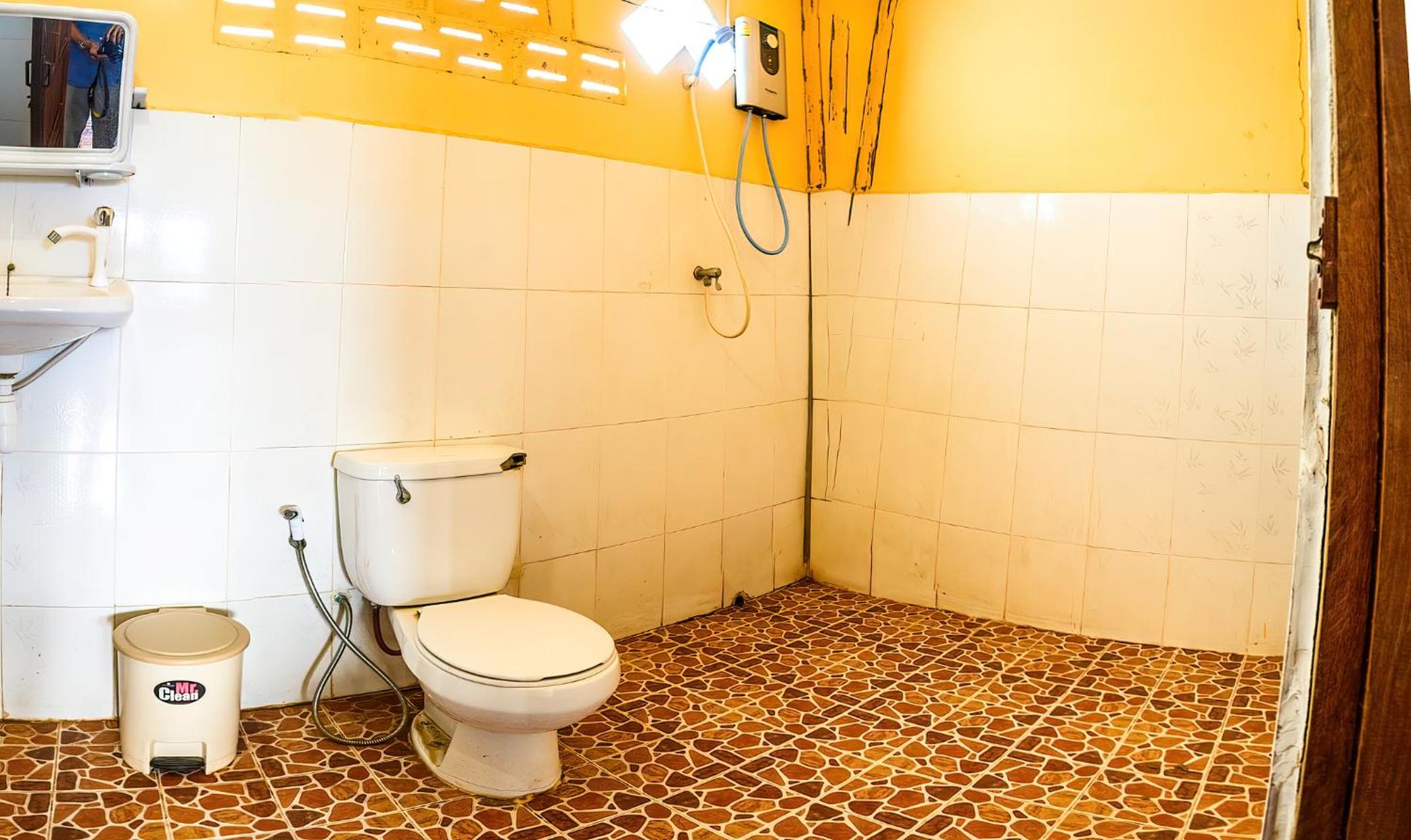 Double or Twin Room with View photo 2