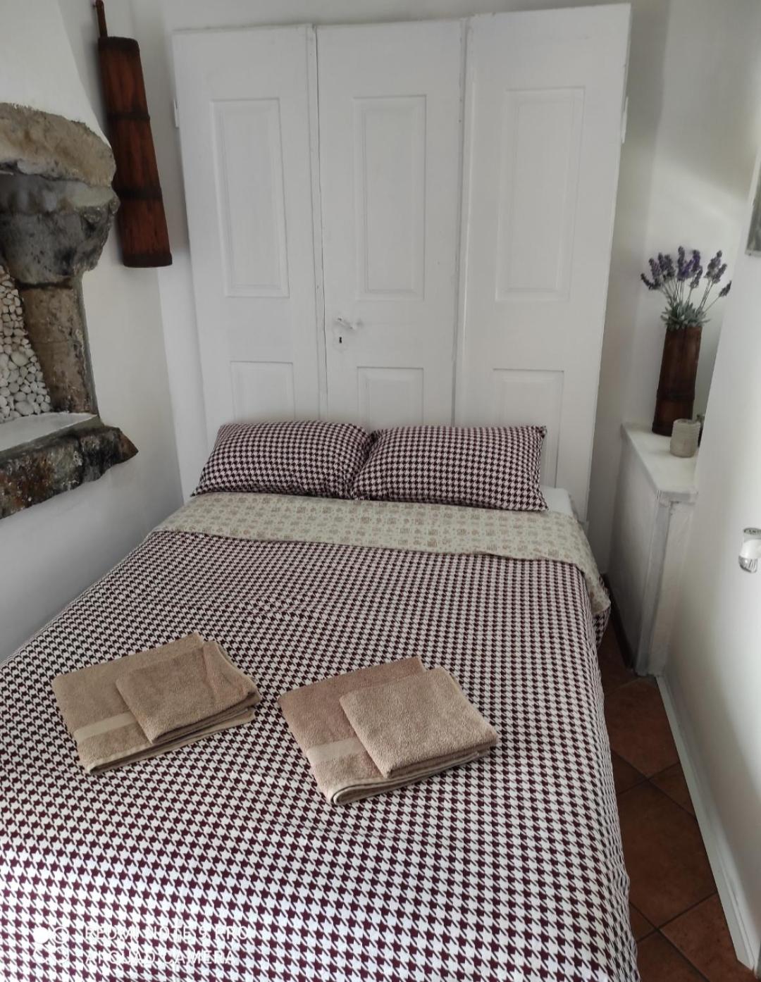 Double Room with Private Bathroom photo 1