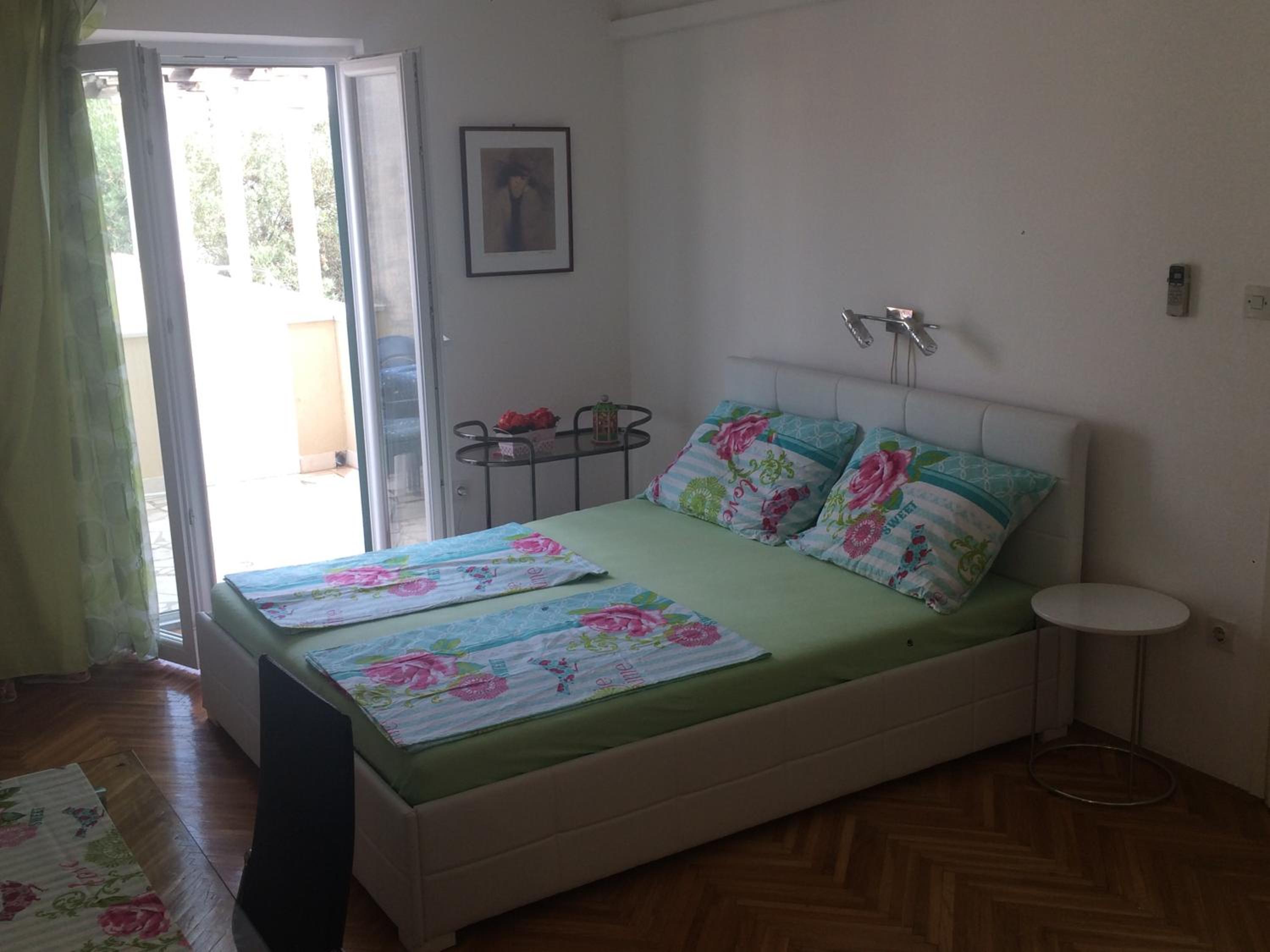 Apartment with Terrace photo 2