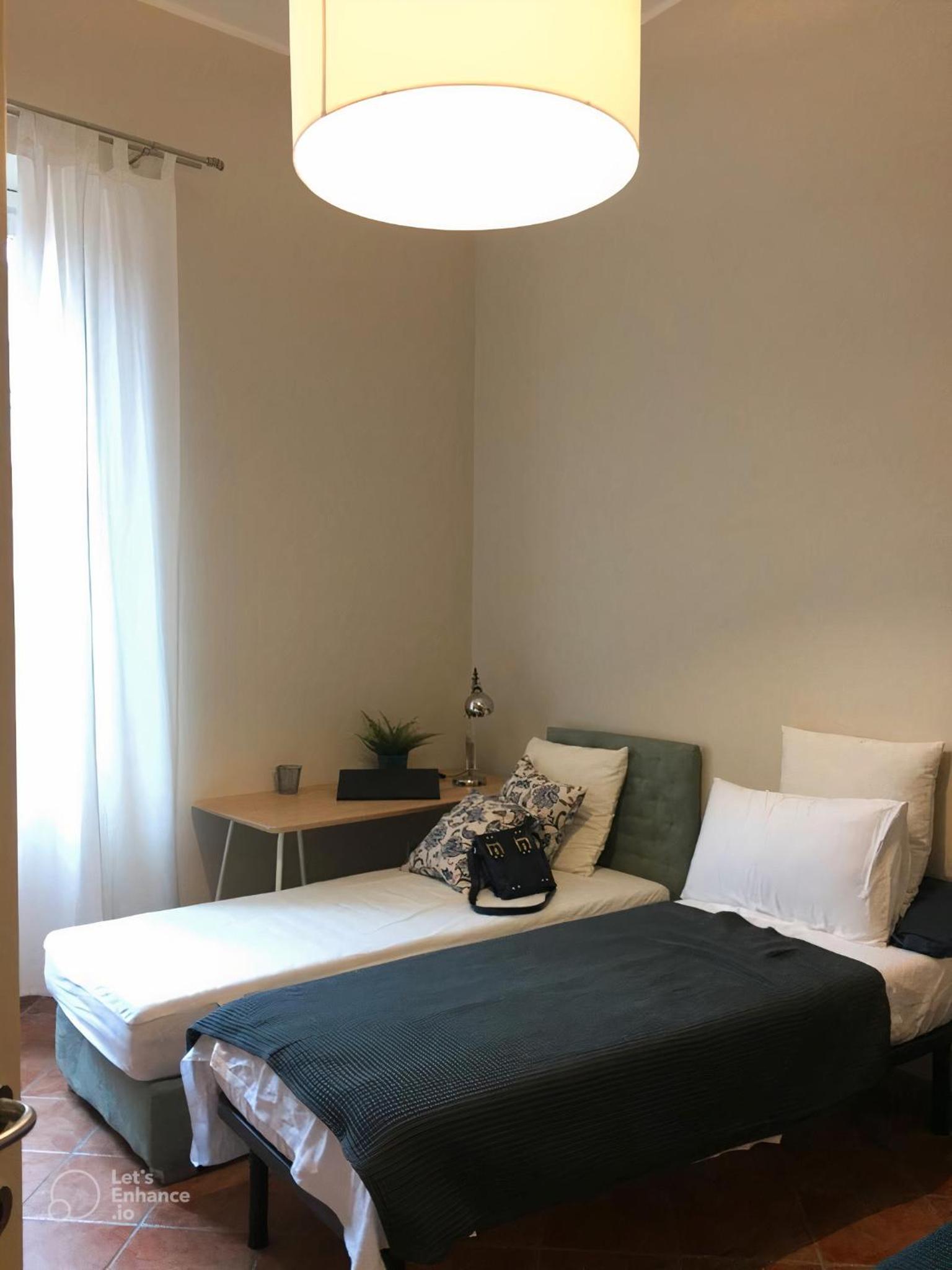 Comfort Triple Room with Shower - Photo 4