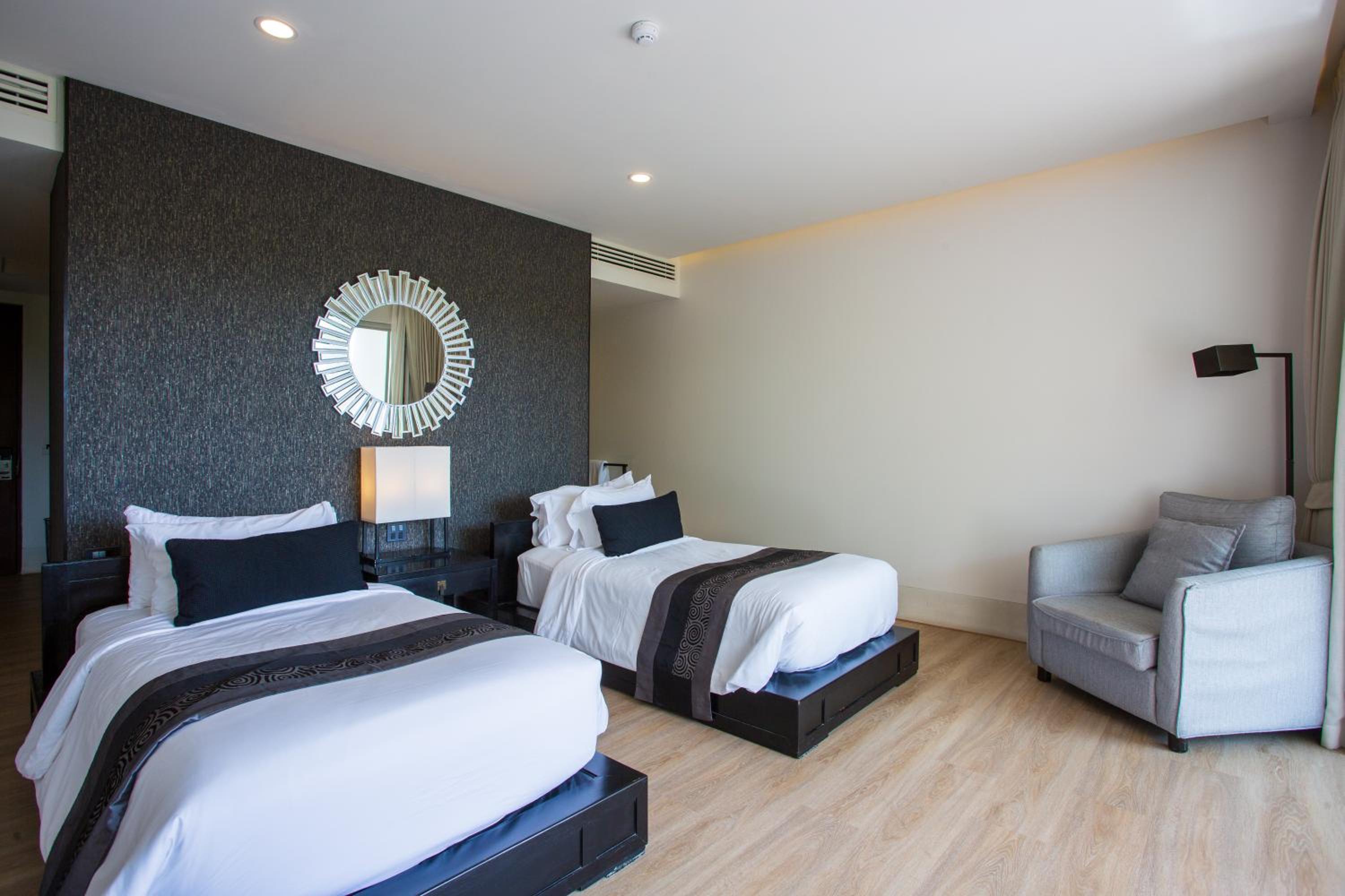 Deluxe Double or Twin Room with Garden View - Photo 9