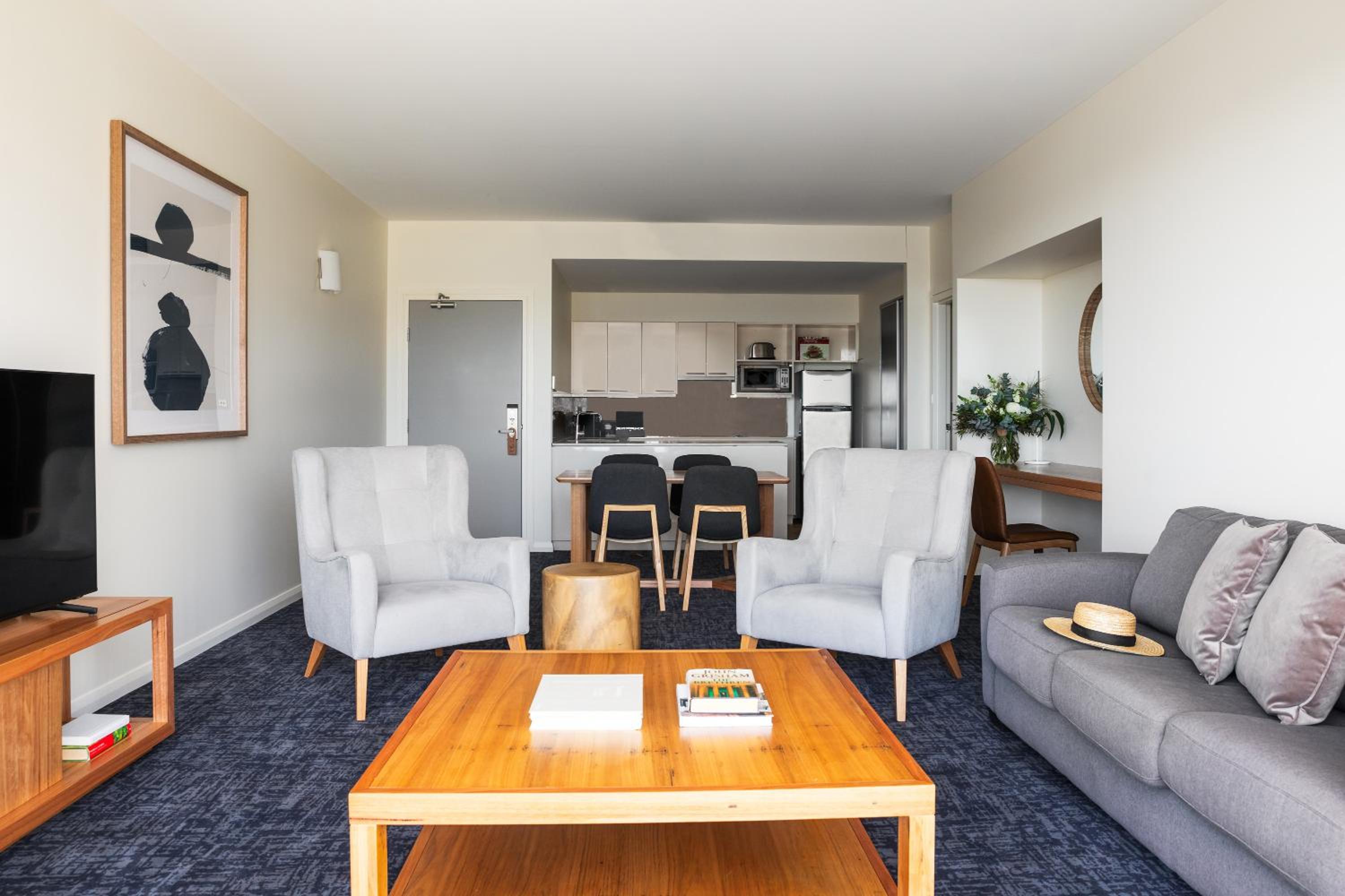 River View Suite photo 2