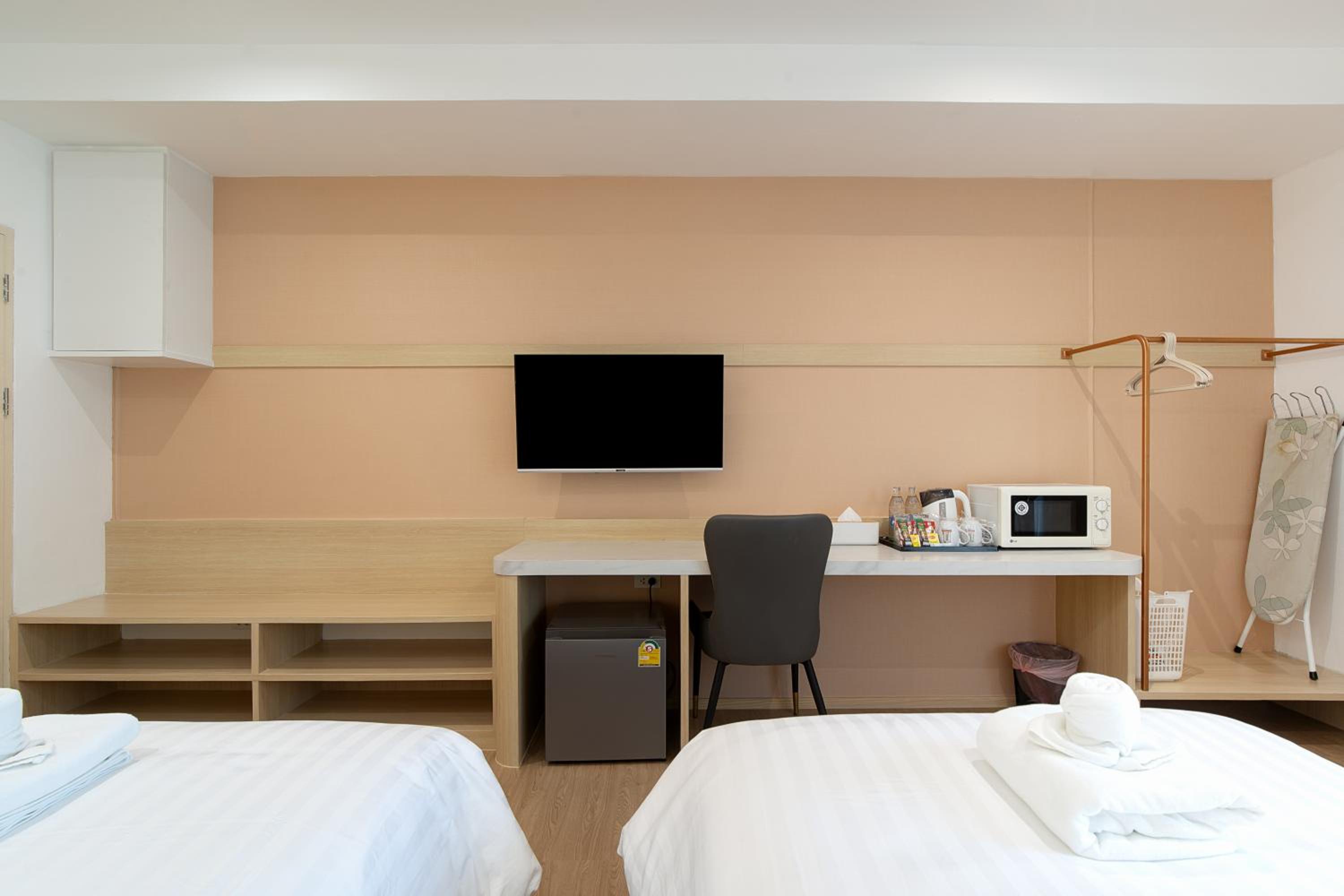 Deluxe Twin Room photo 3