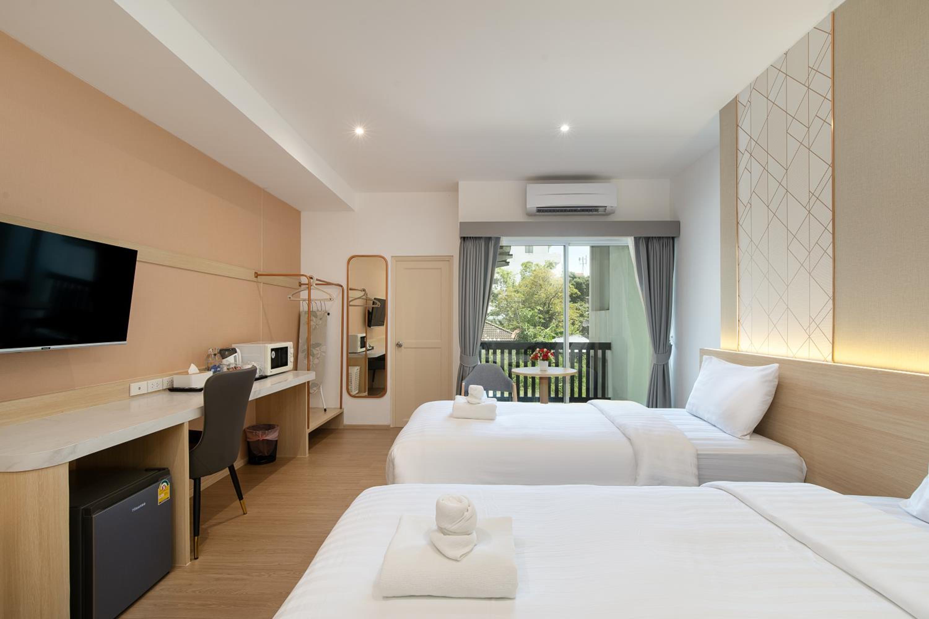 Deluxe Twin Room photo 1