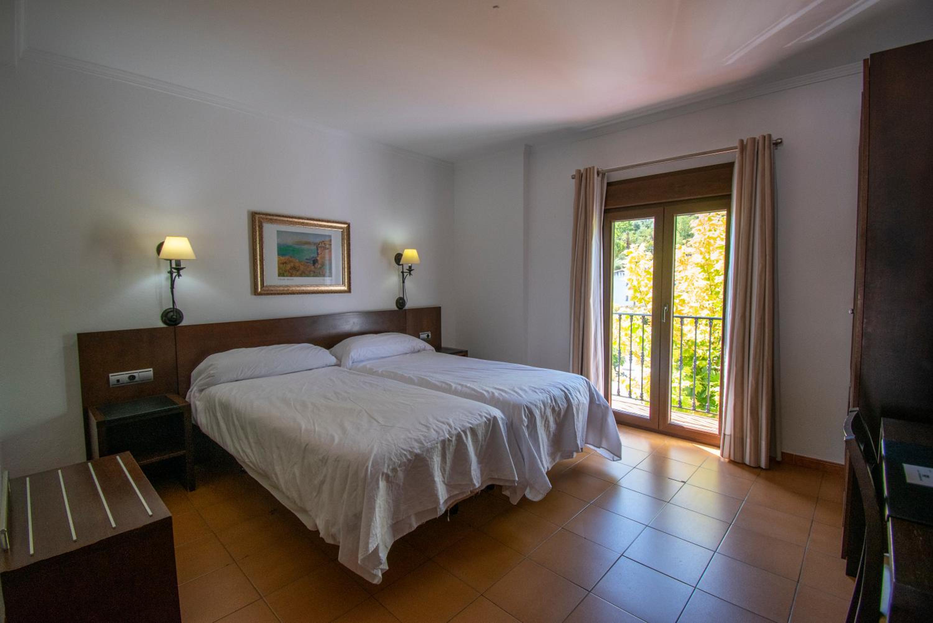 Double Room - Photo 1
