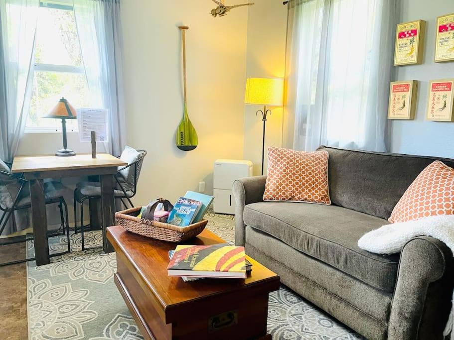 One-Bedroom House photo 2