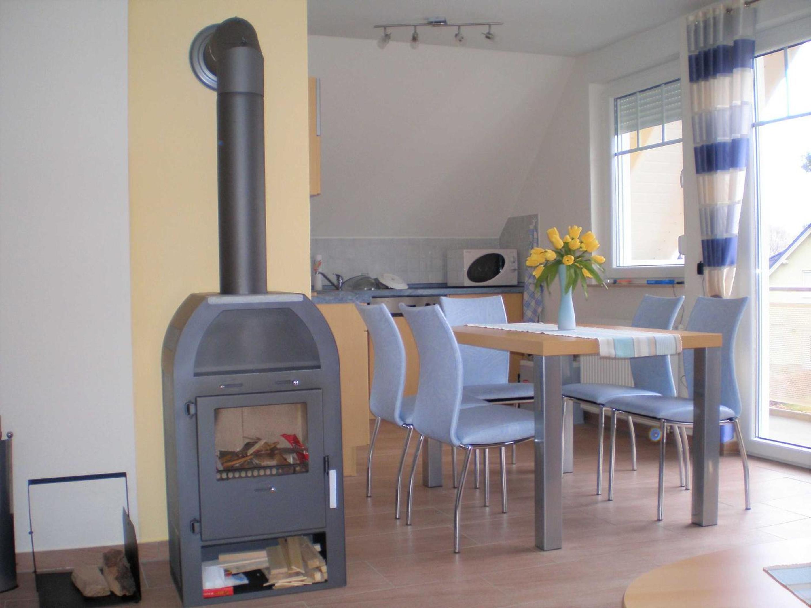 Two-Bedroom Apartment with Balcony photo 3