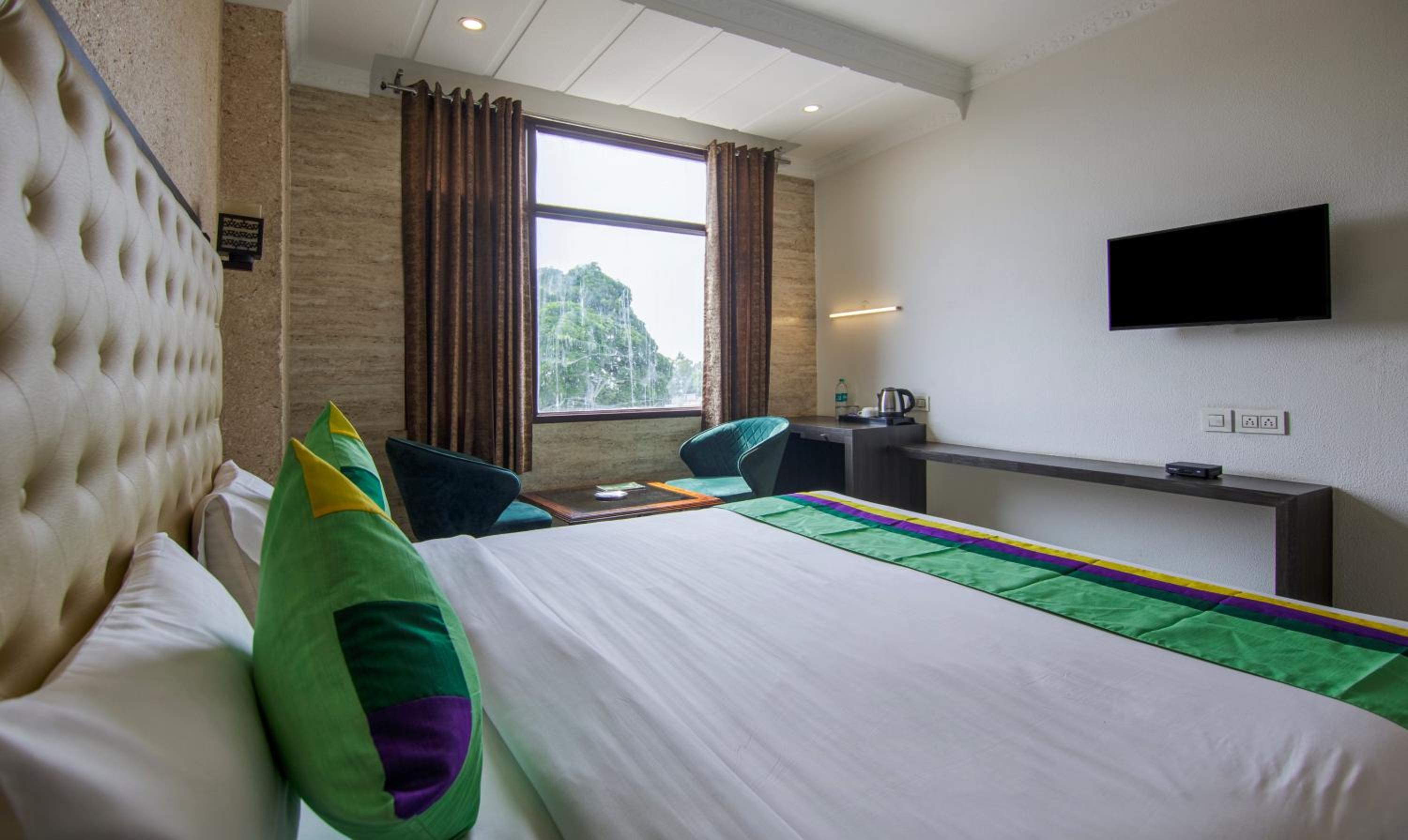 Economy Double Room photo 3