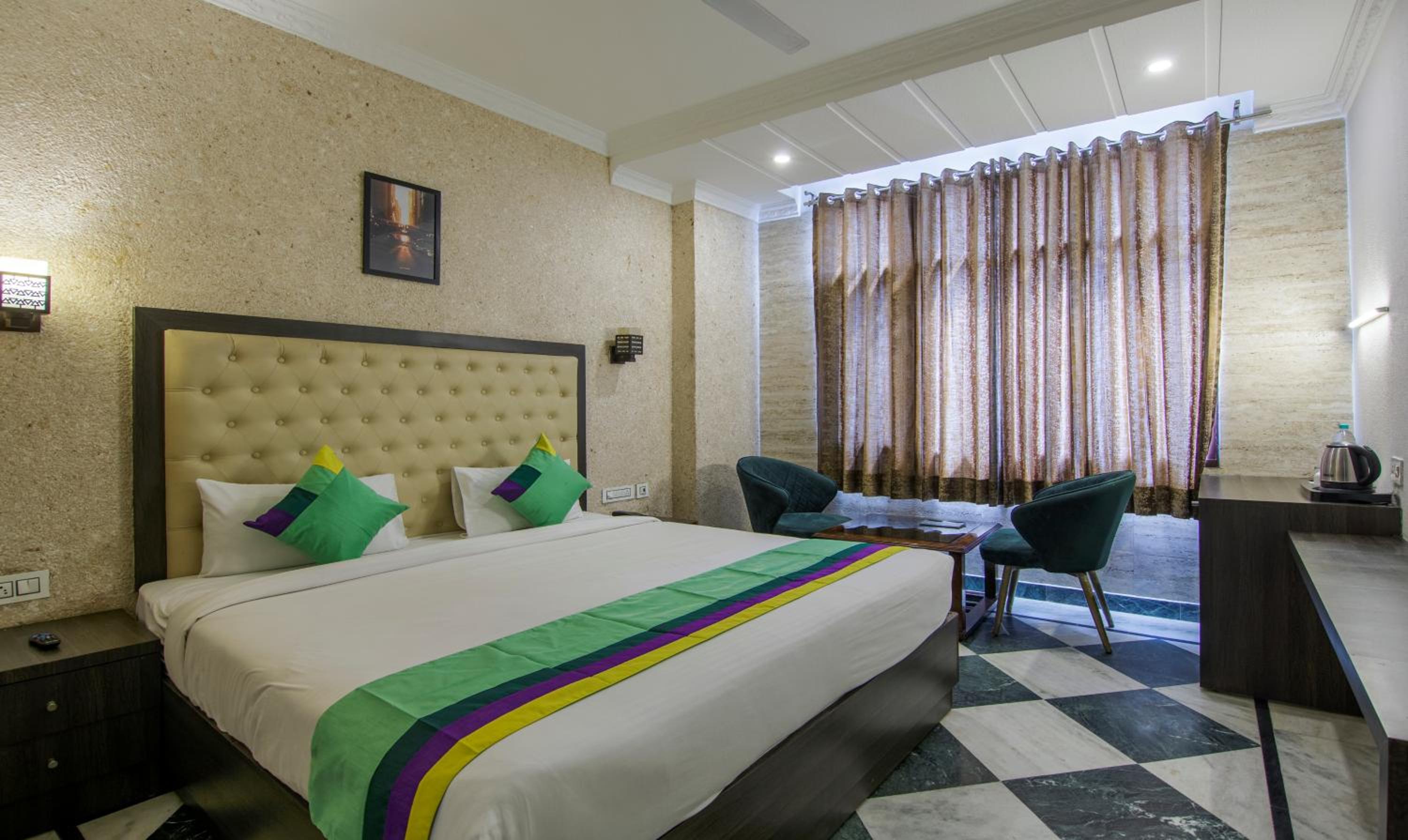 Economy Double Room photo 2