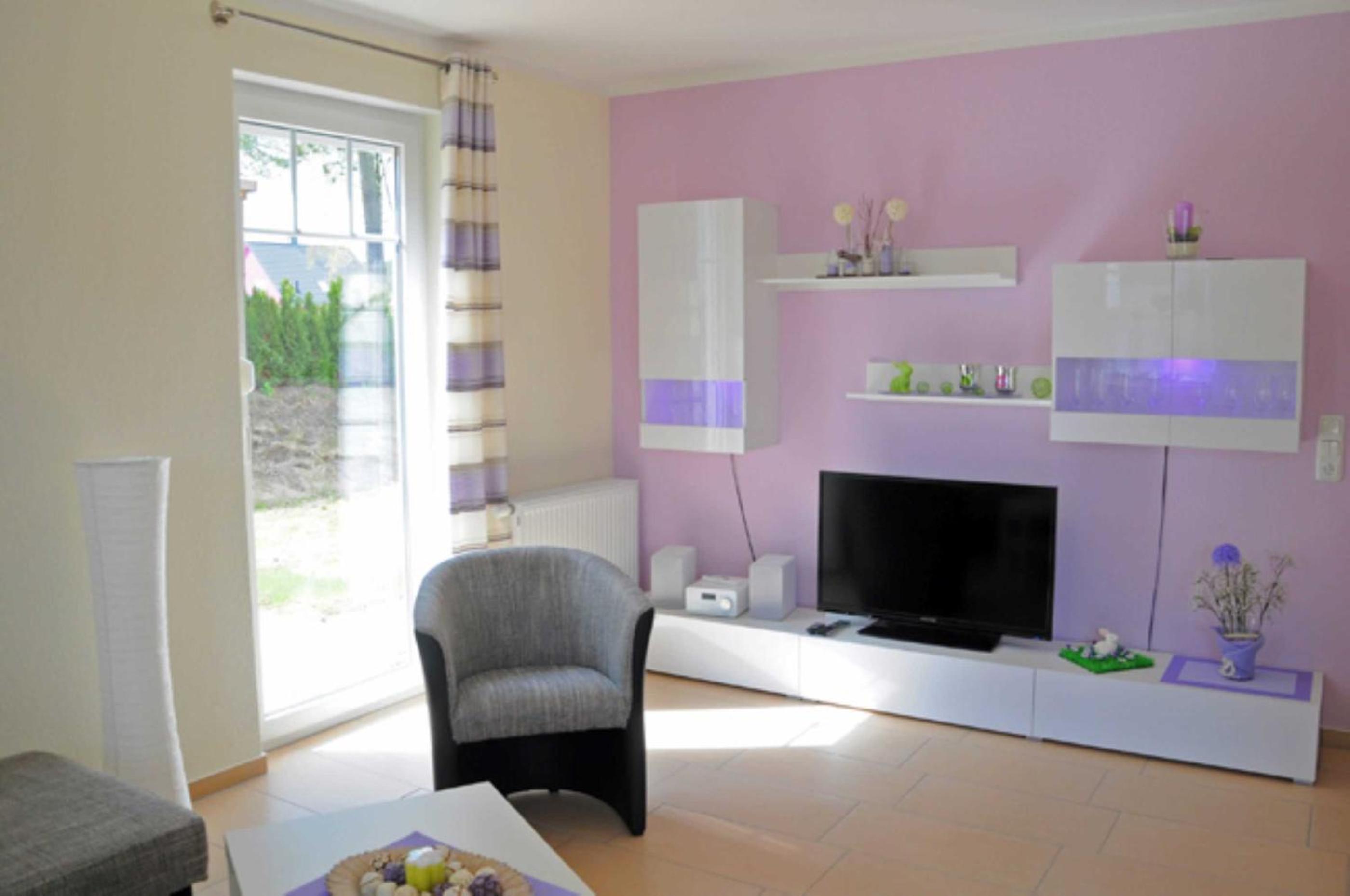 Two-Bedroom Apartment with Balcony and Terrace photo 3