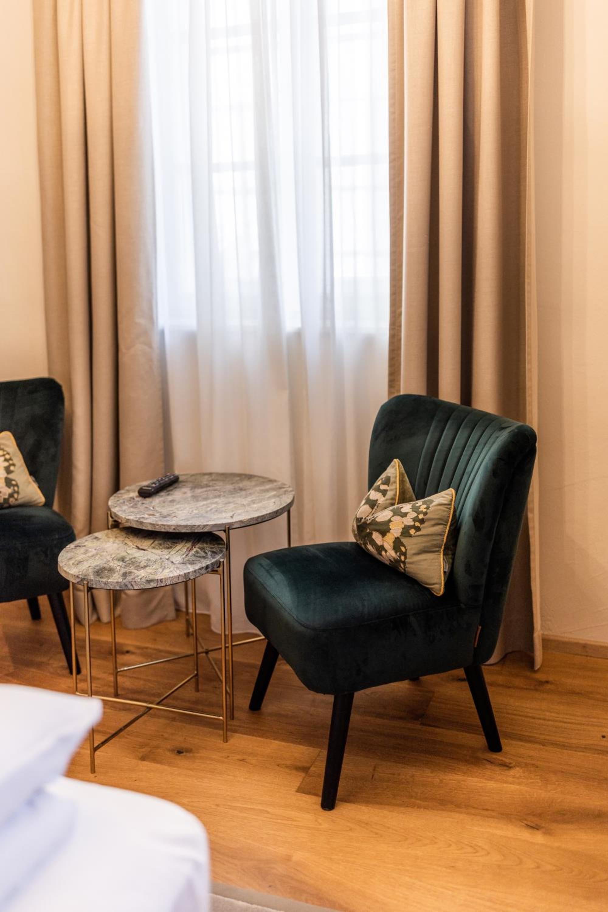 Junior Suite - Photo 15