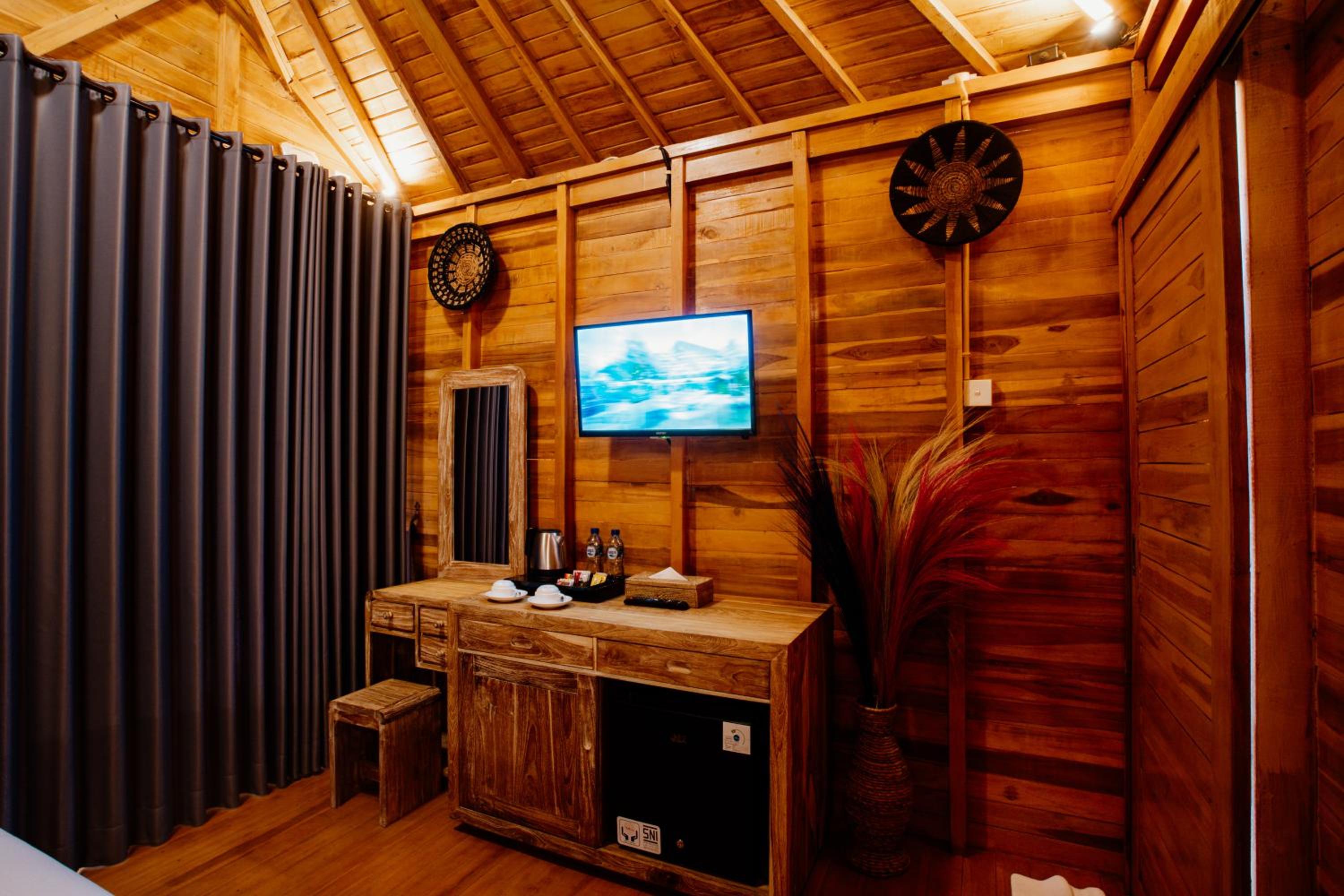 Two Bedroom Joglo Suites photo 2