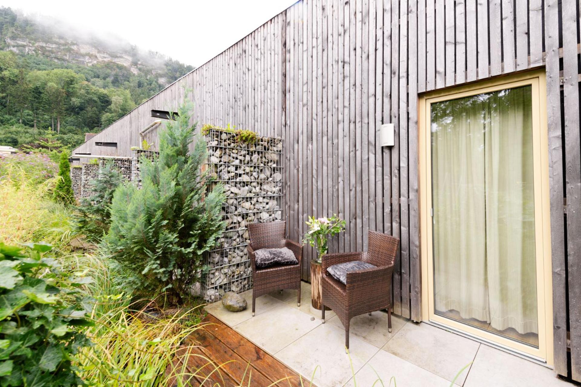 Double Room with Terrace at the water - Photo 6