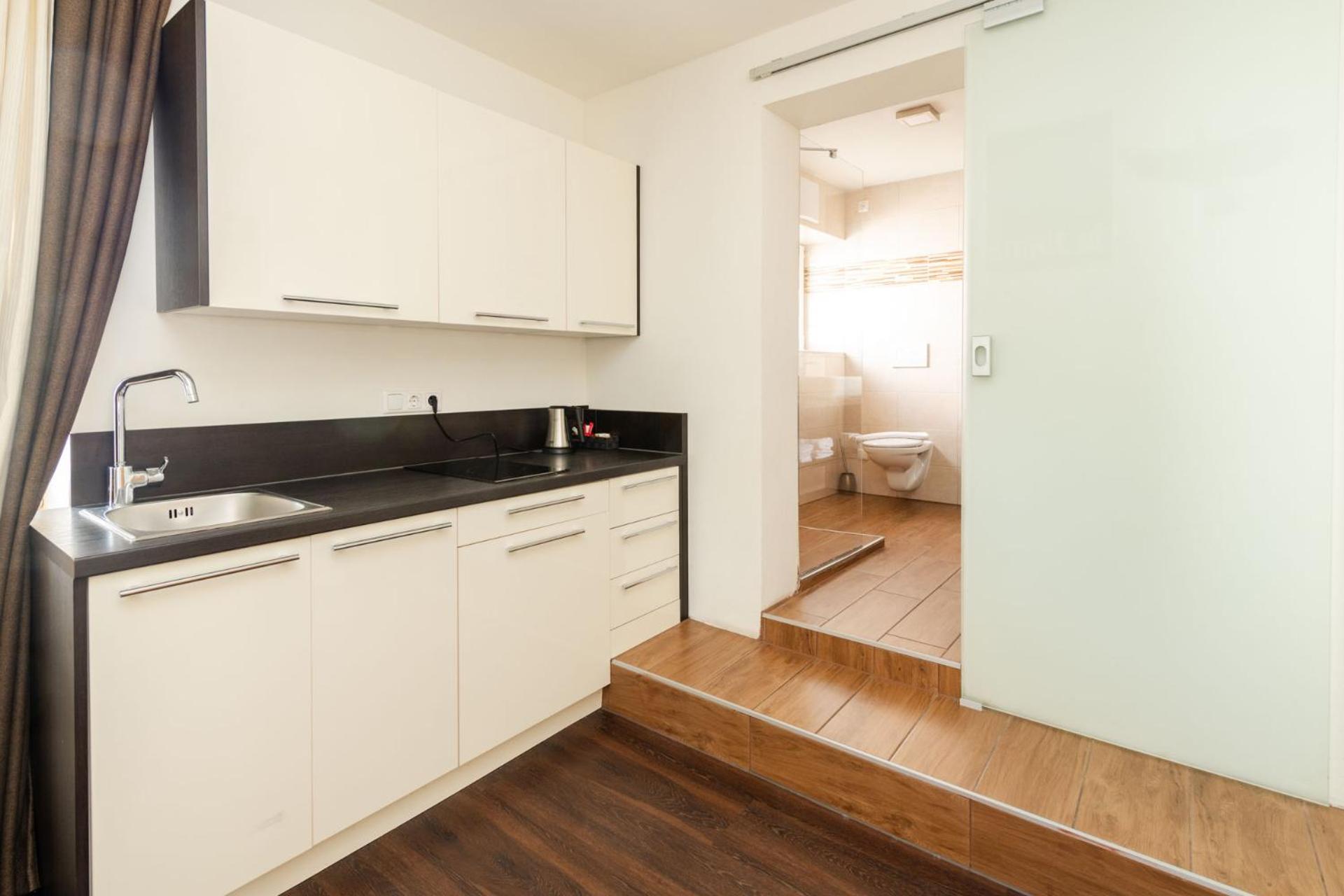 Apartment - Photo 8