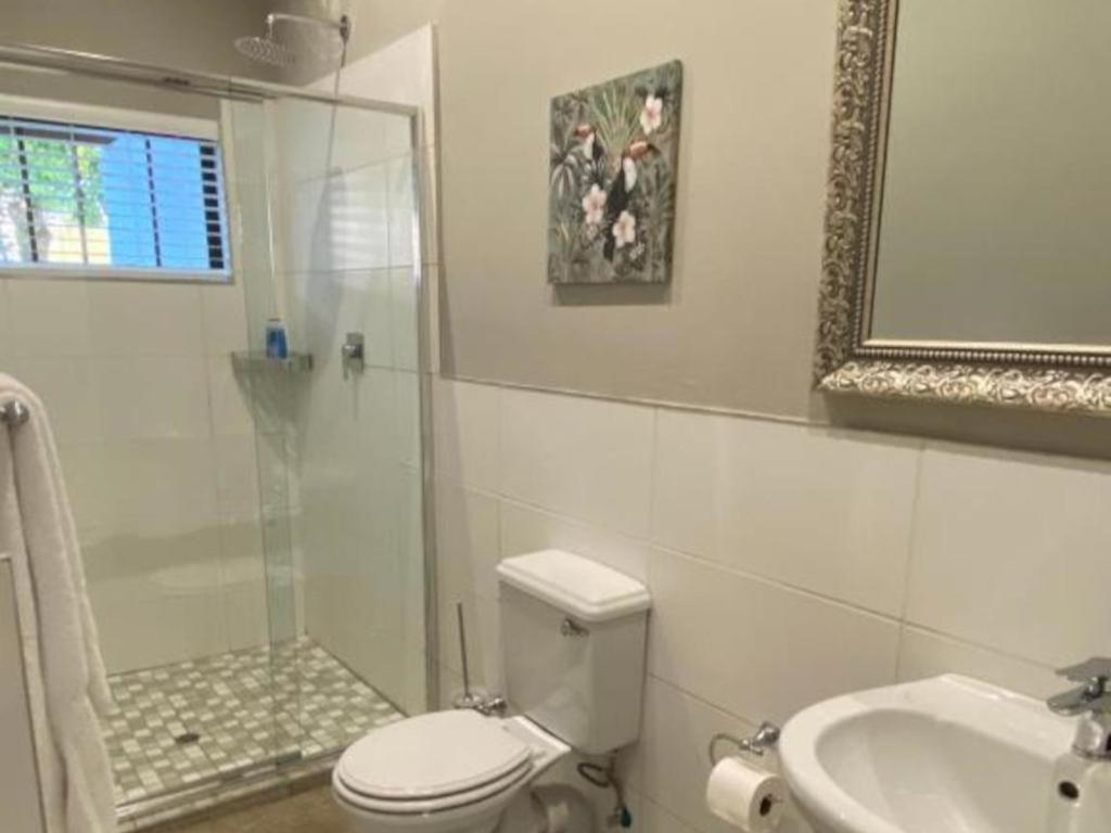 One-Bedroom Apartment - Photo 6