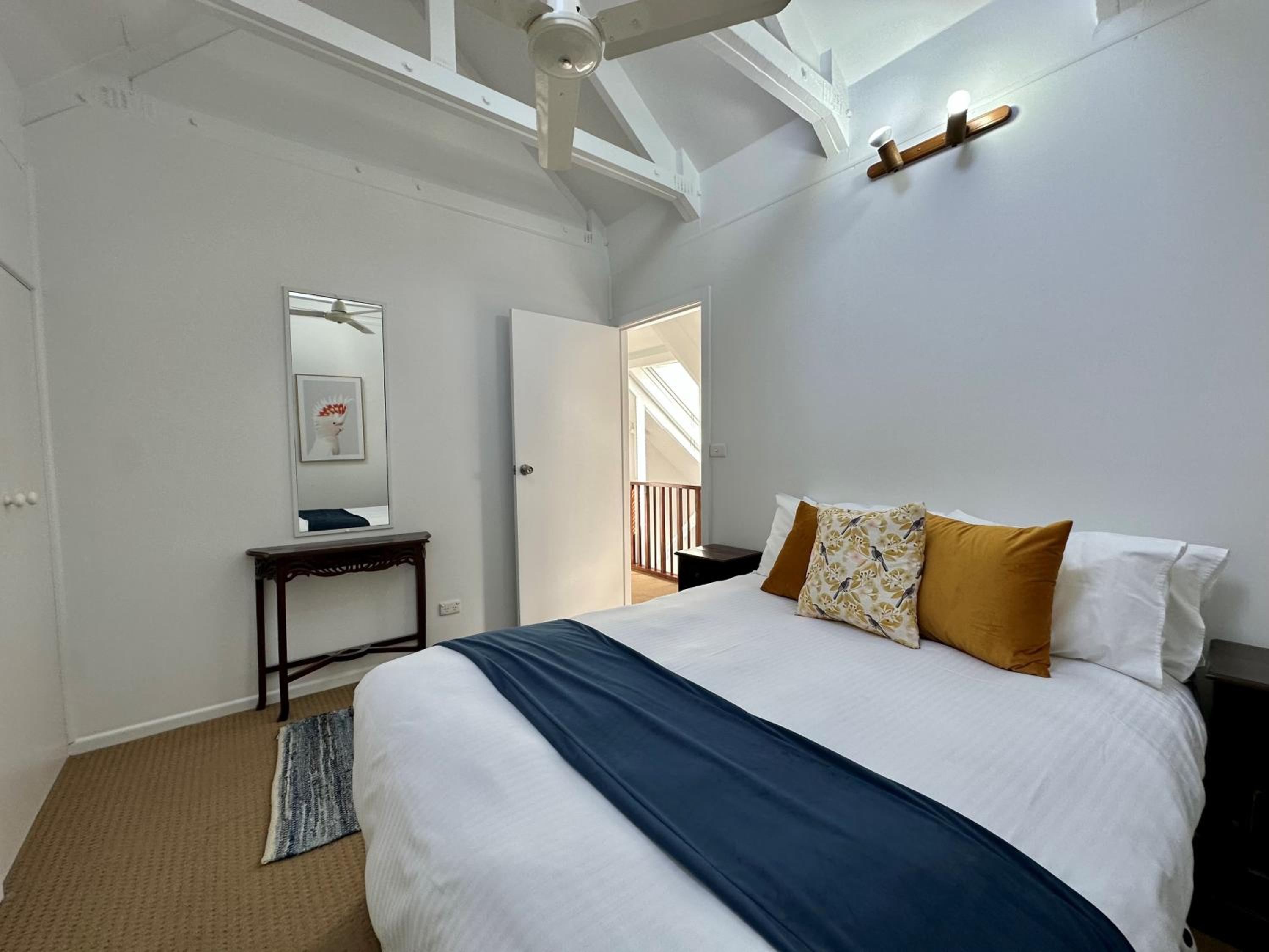 Three-Bedroom Apartment photo 2