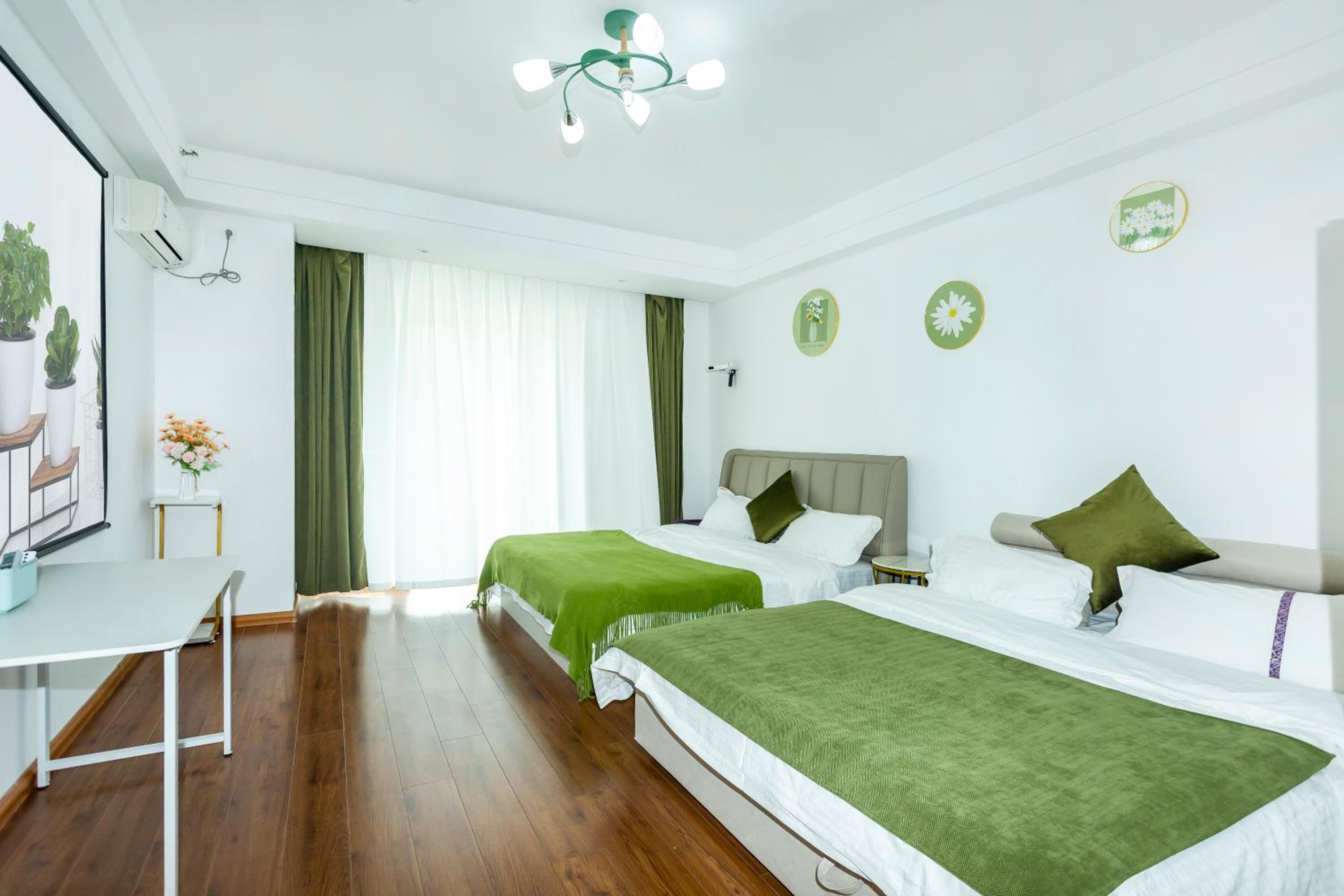 Family Room with Sea View photo 3