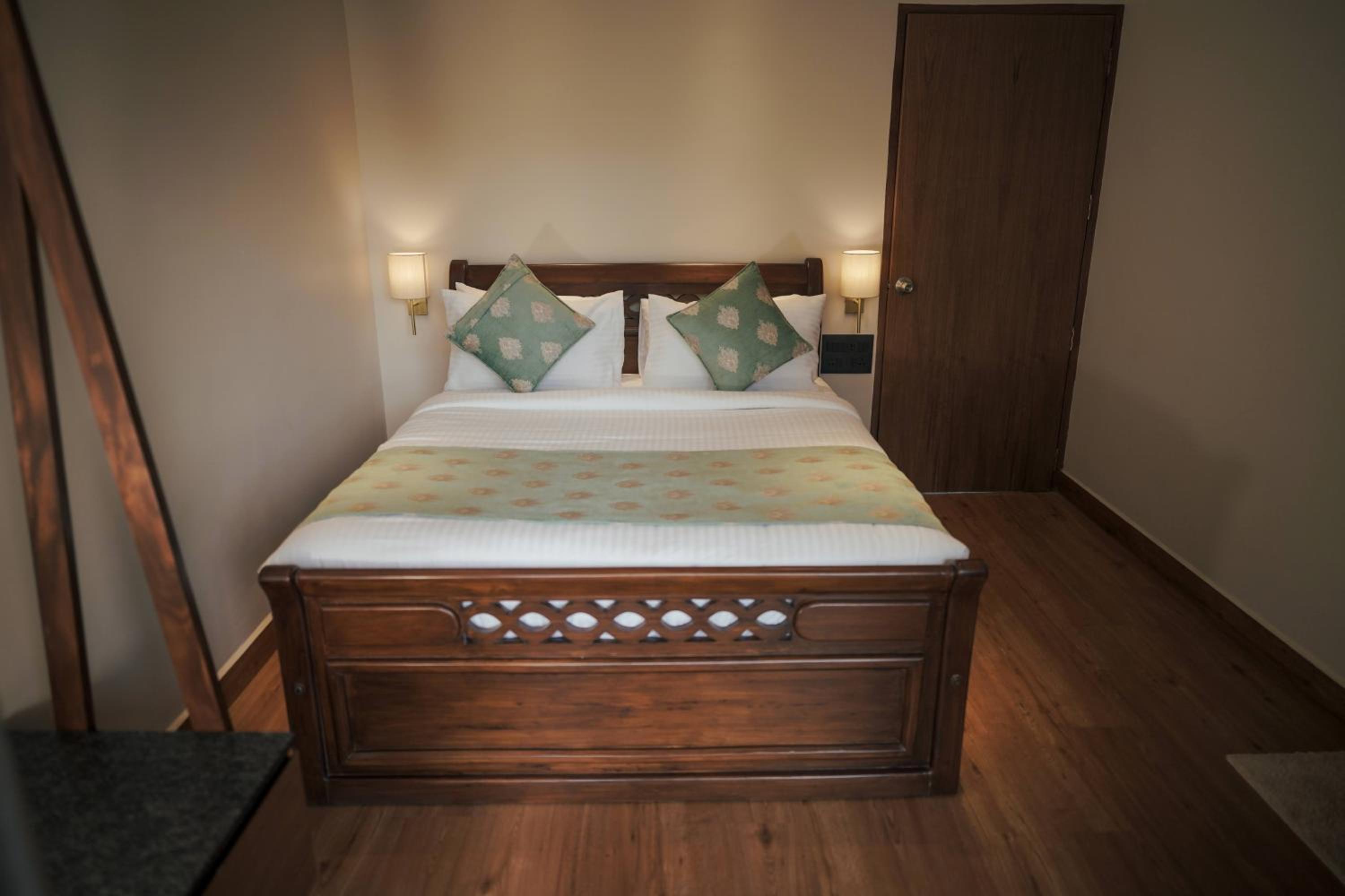 Villa photo 1
