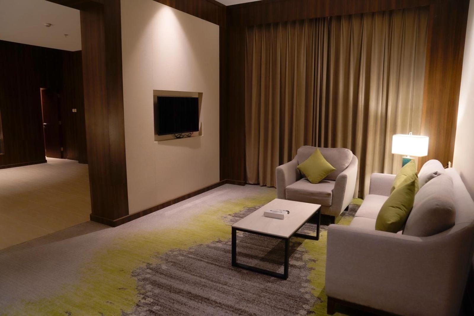 Standard Double Suite