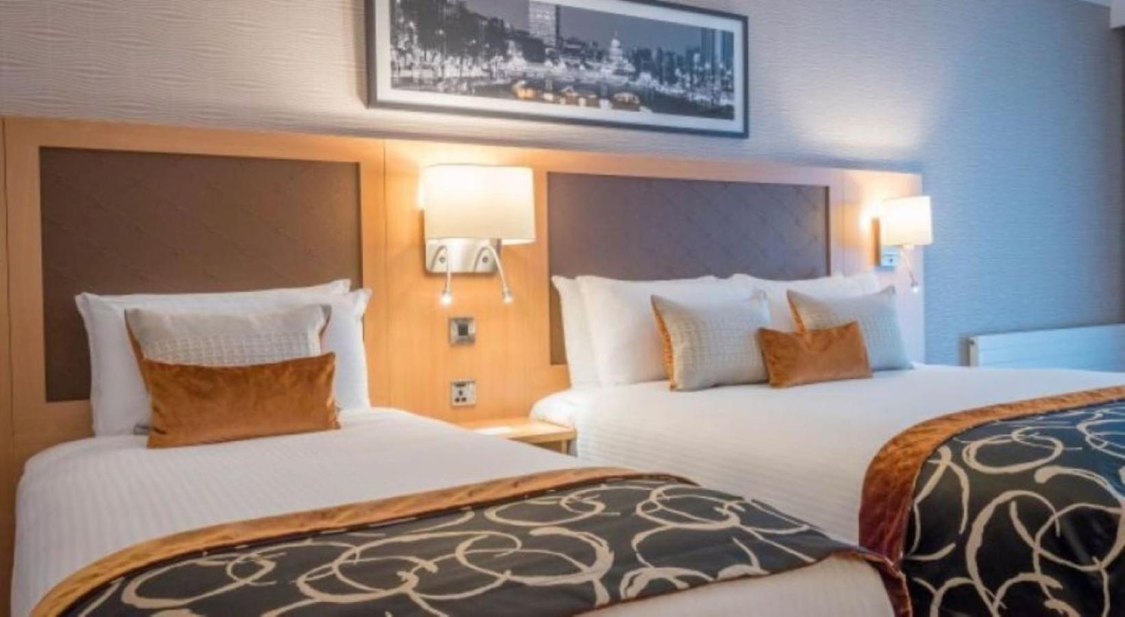 Double Room with Extra Bed - Photo 1