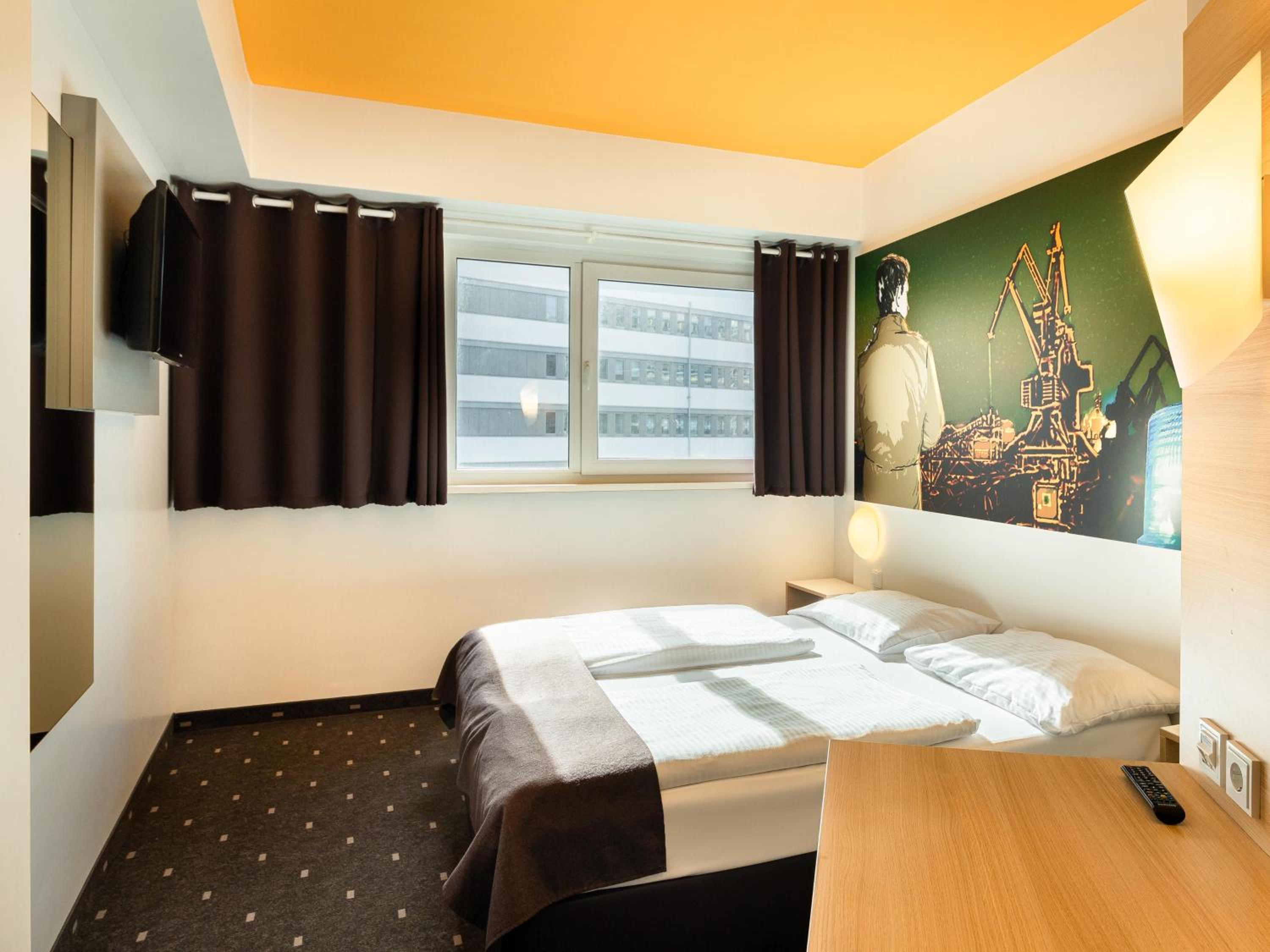 Double Room - Photo 5
