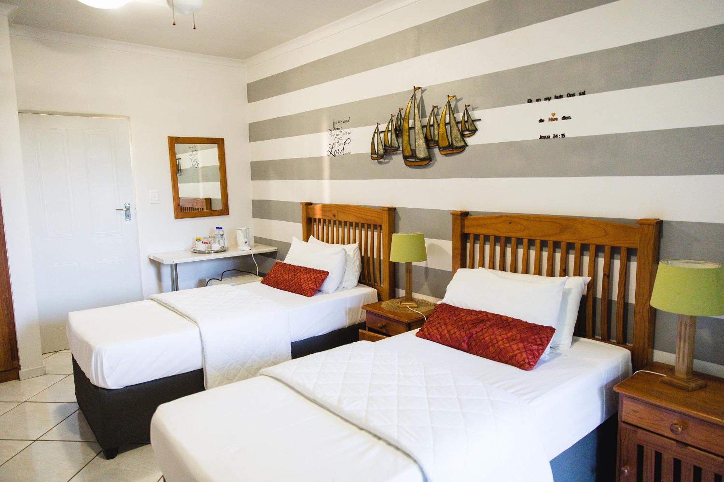 Standard Twin Room With Garden View photo 1