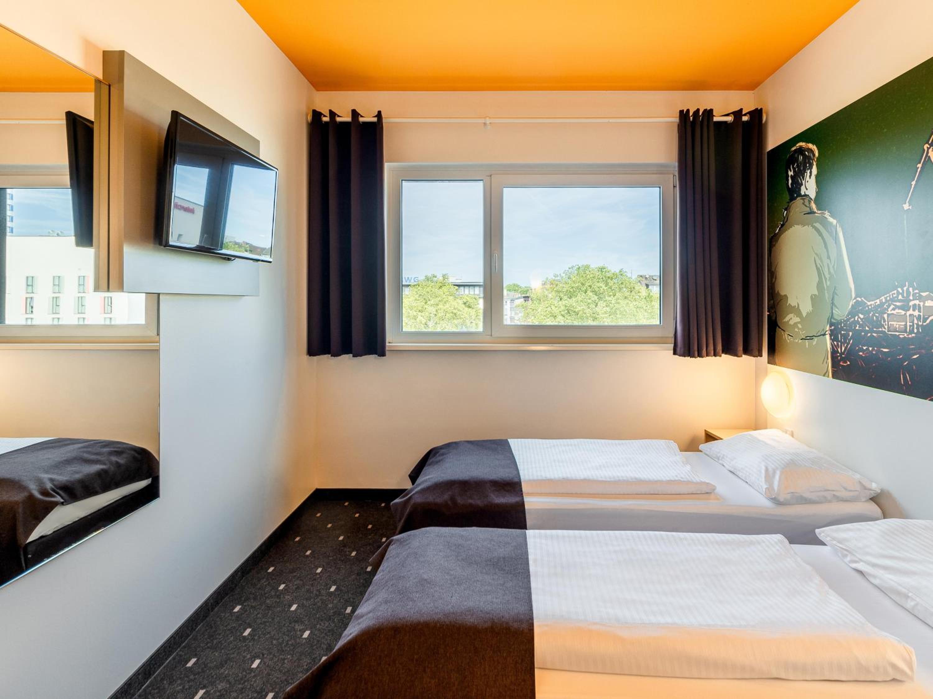 Twin Room - Photo 4
