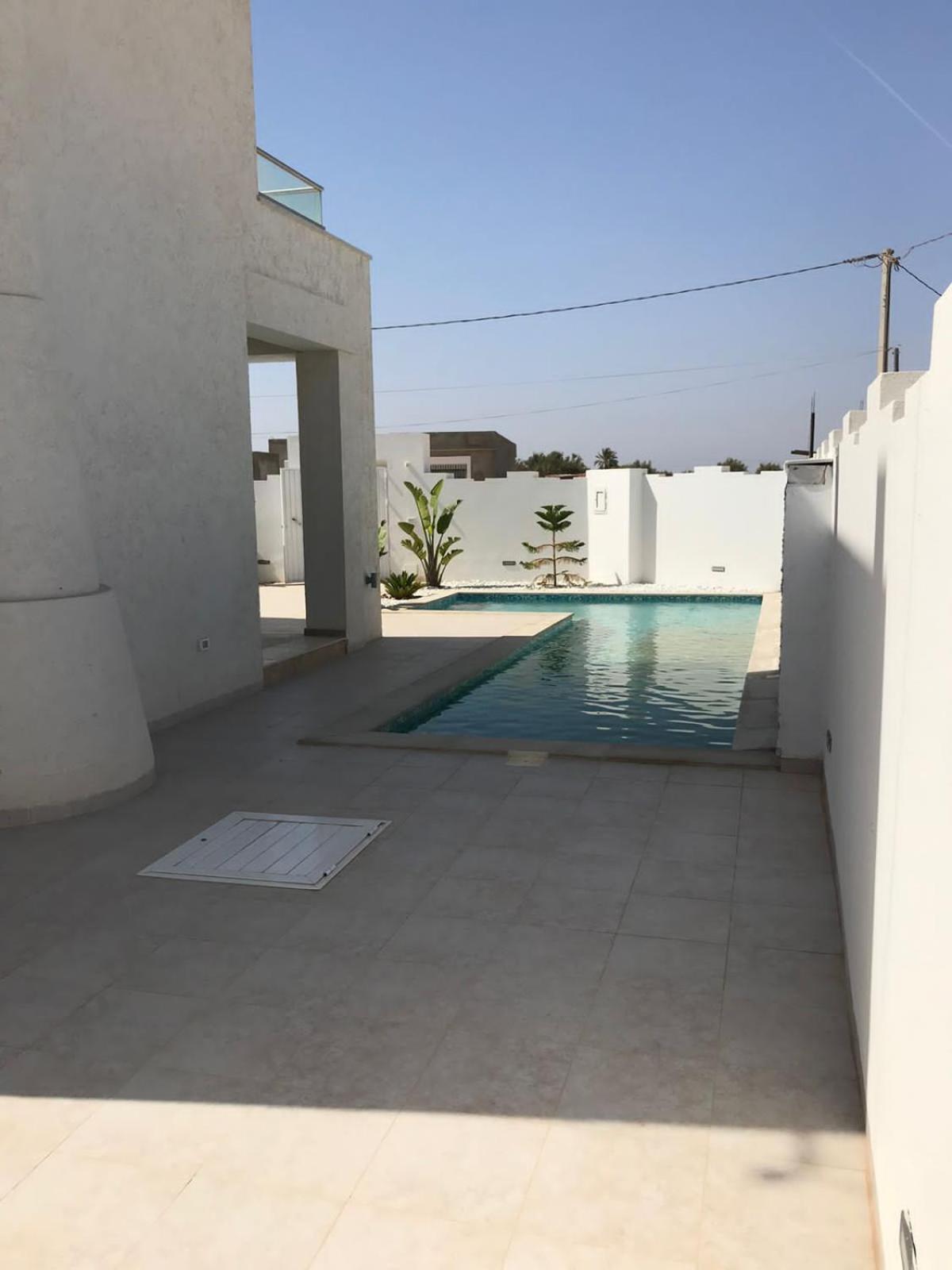 Three-Bedroom Villa photo 2