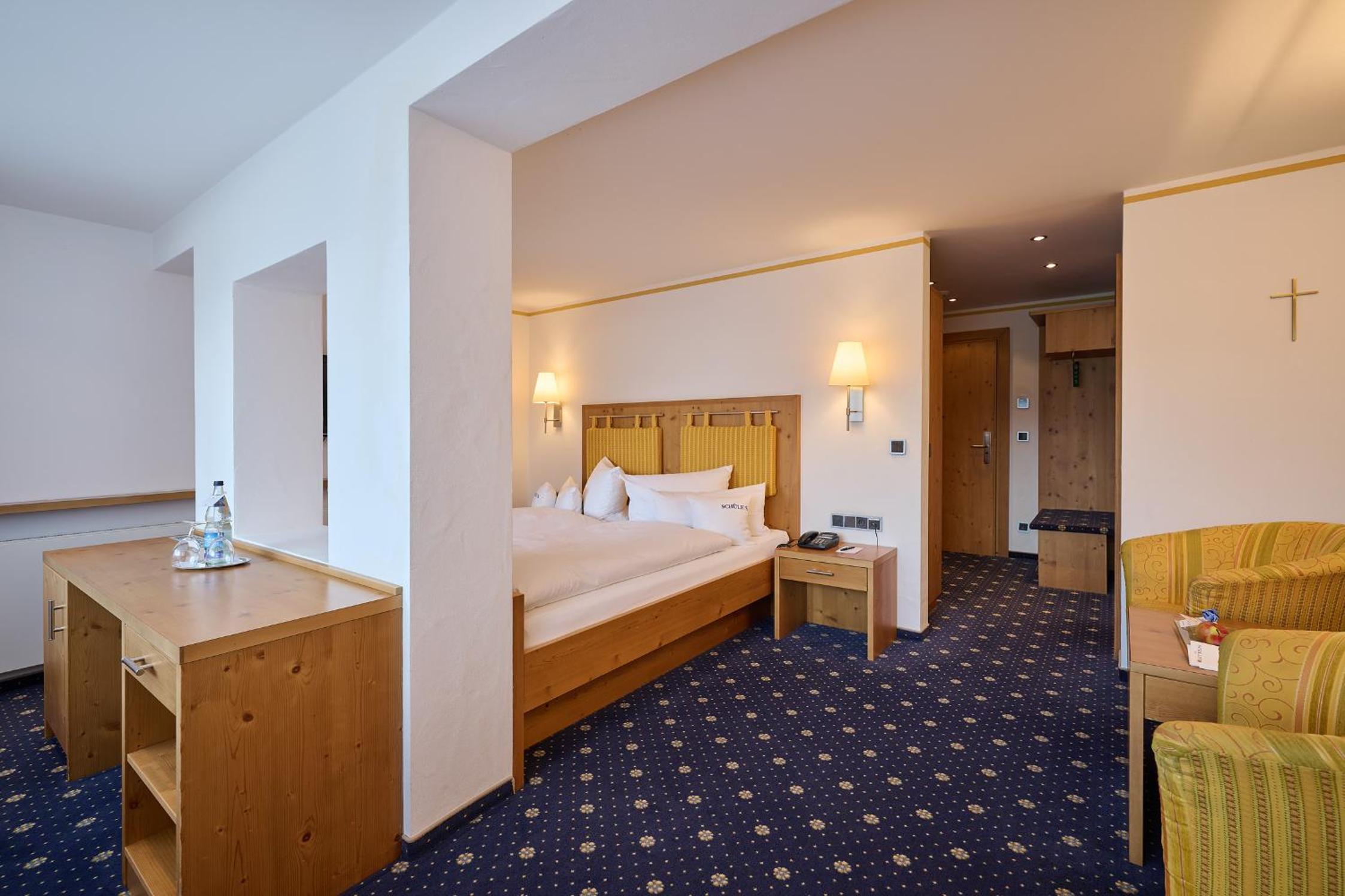 Double Room with Mountain View