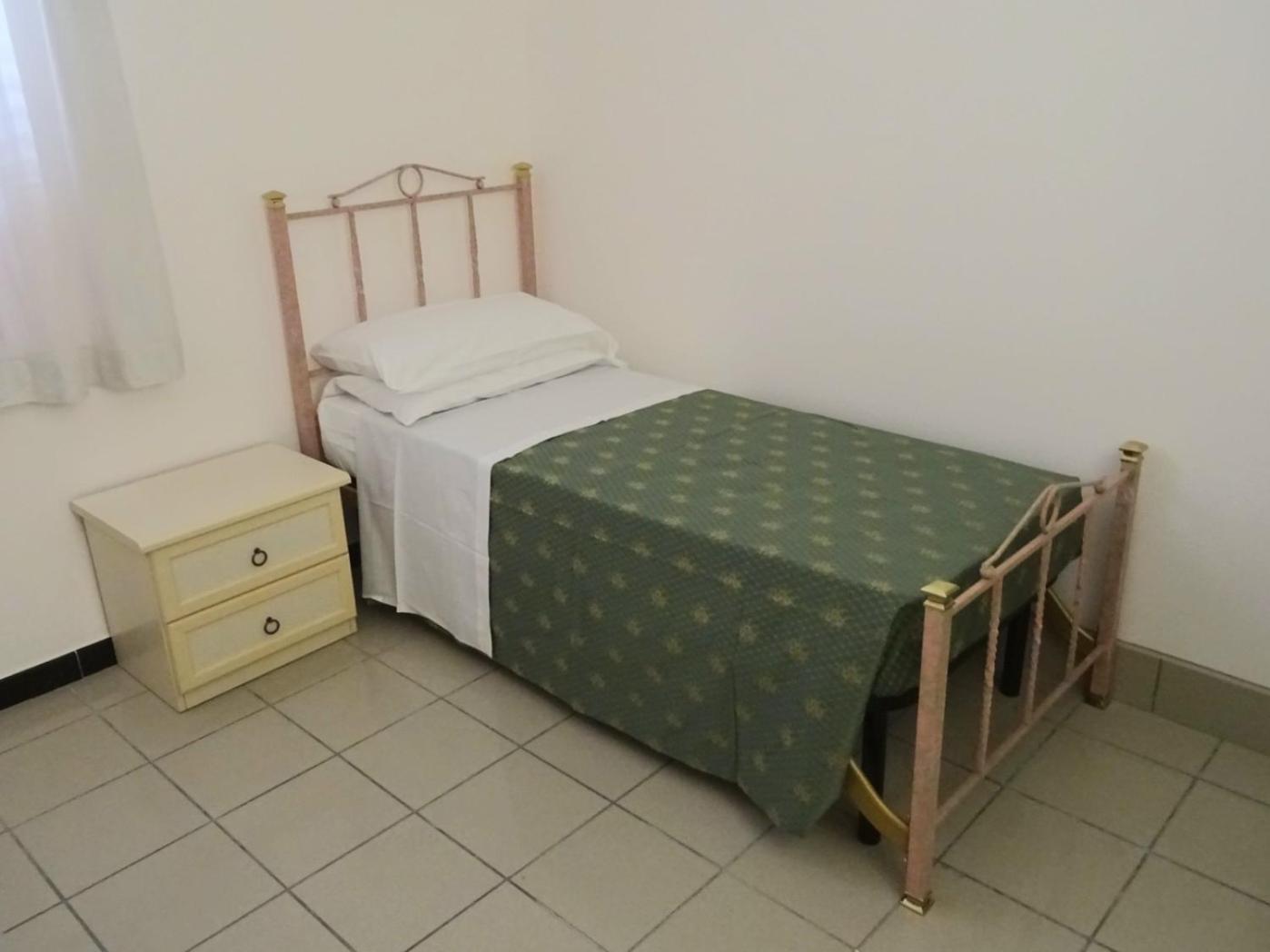 Triple Room With Private Bathroom photo 2