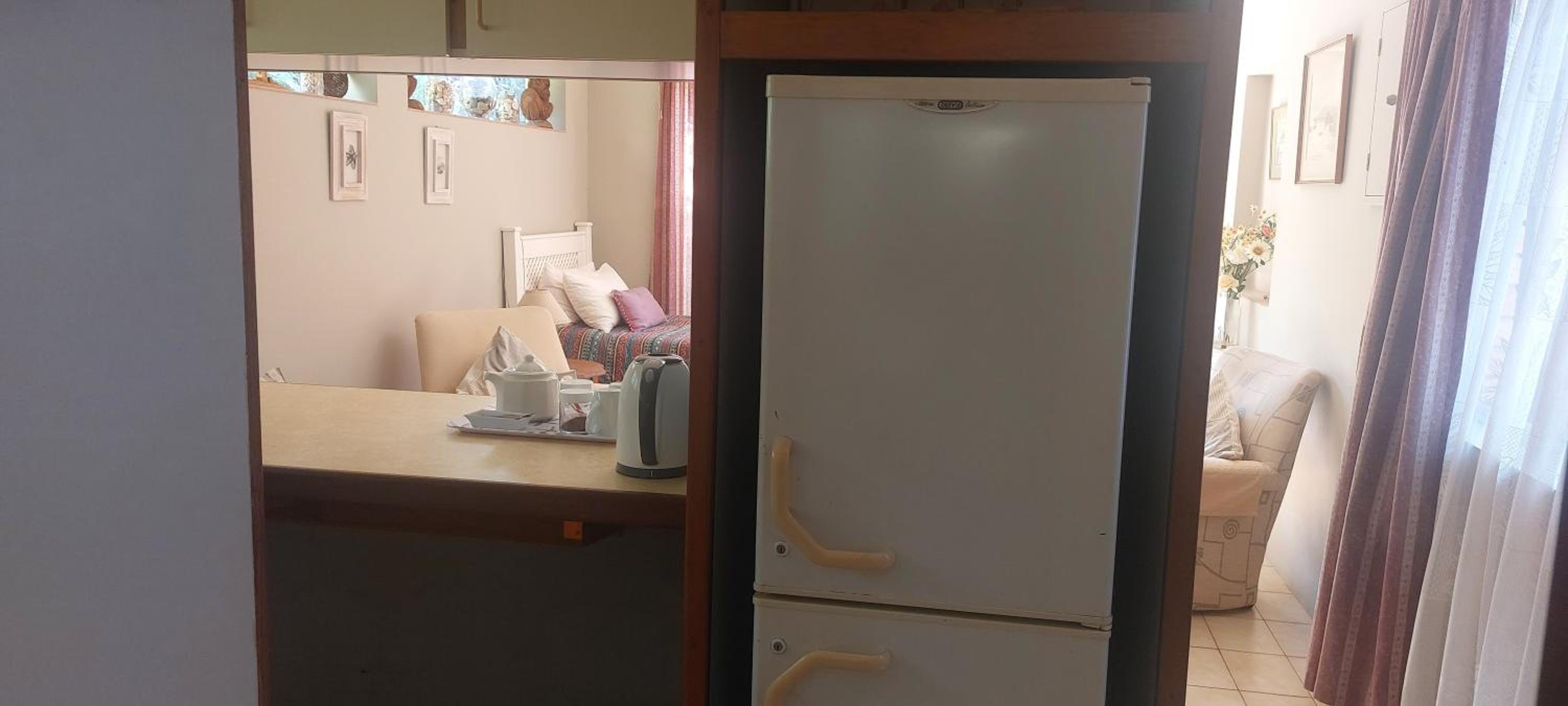 One-Bedroom Apartment - Photo 13