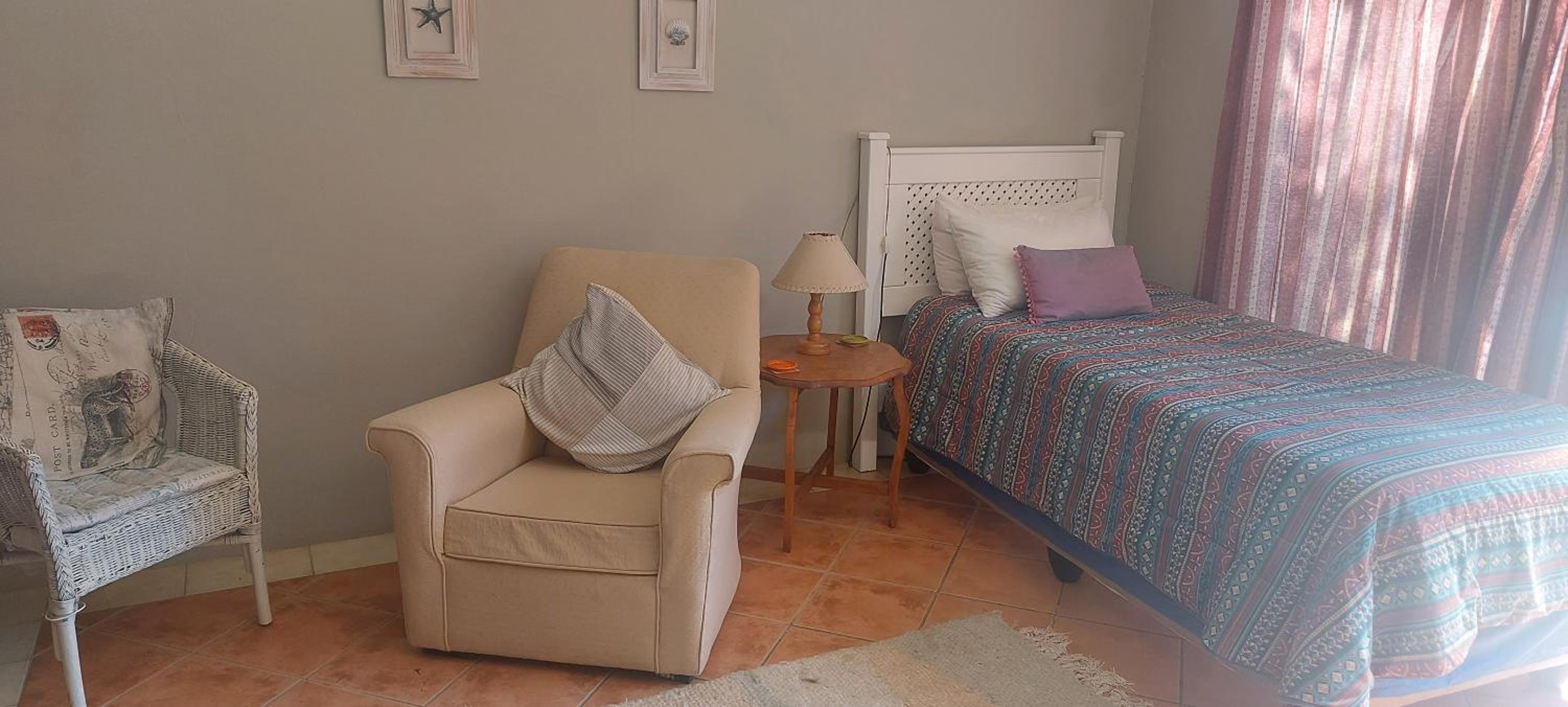 One-Bedroom Apartment - Photo 18