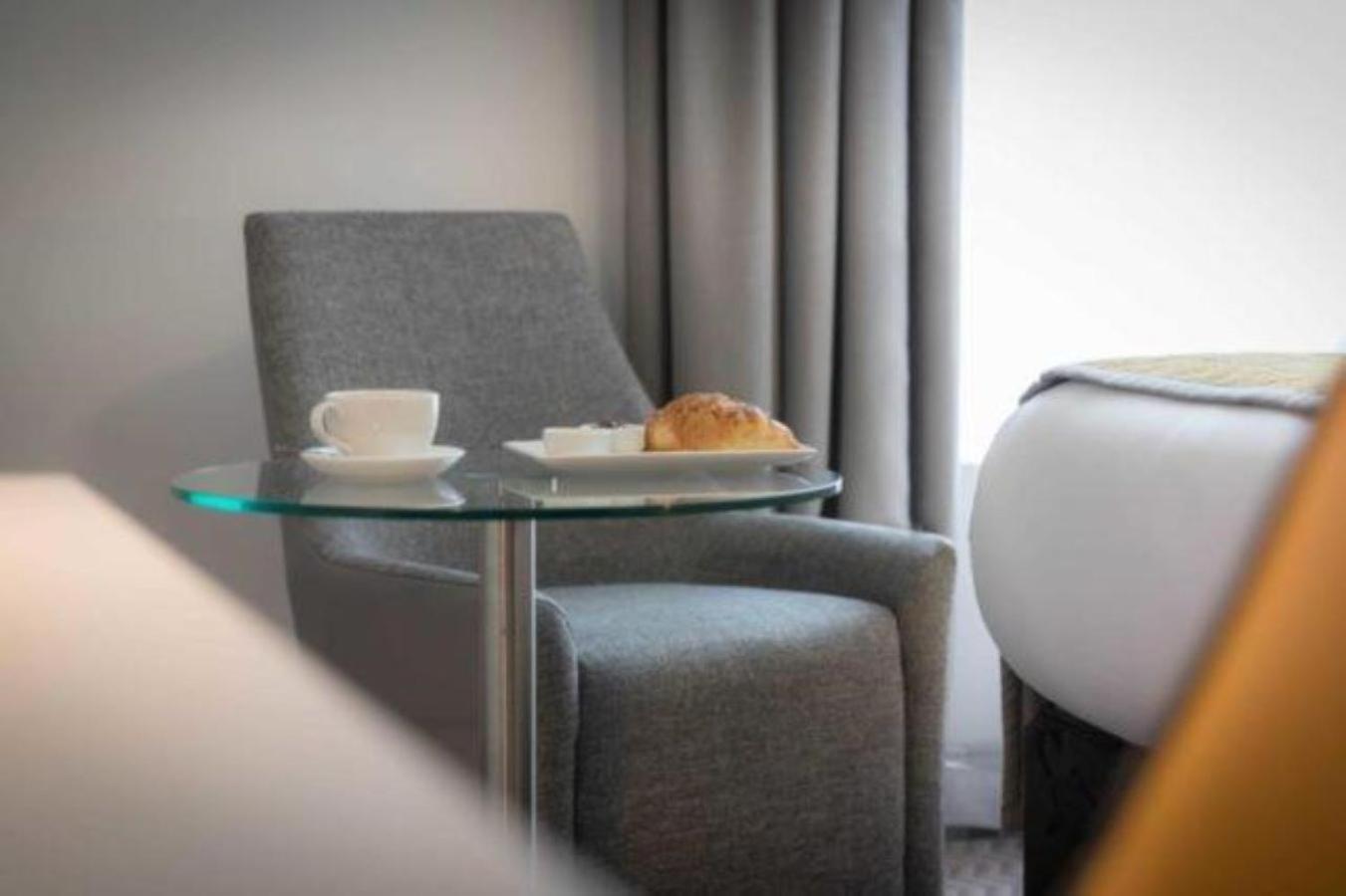Executive King Room - Photo 4