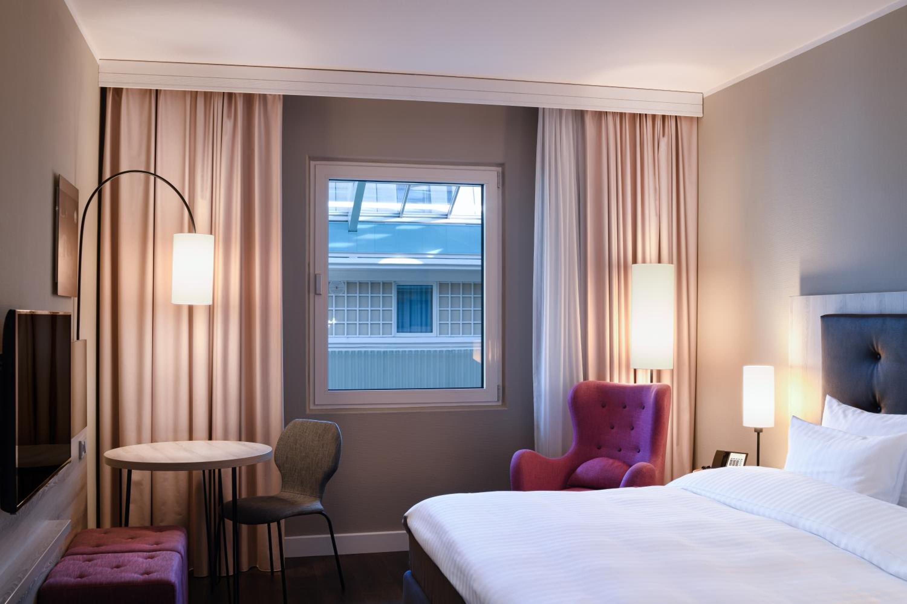 Standard Room with Atrium View