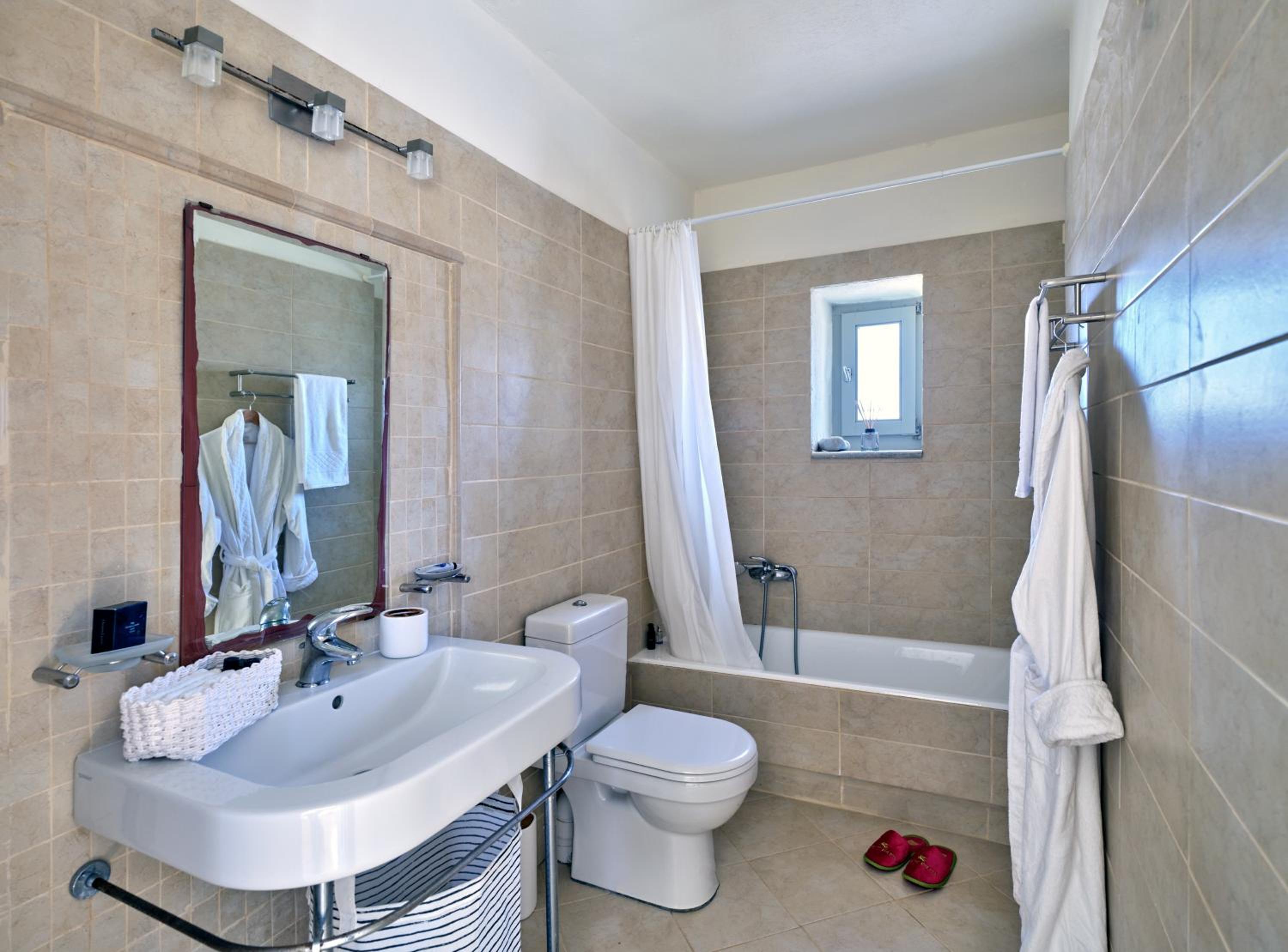 Three-Bedroom House photo 2