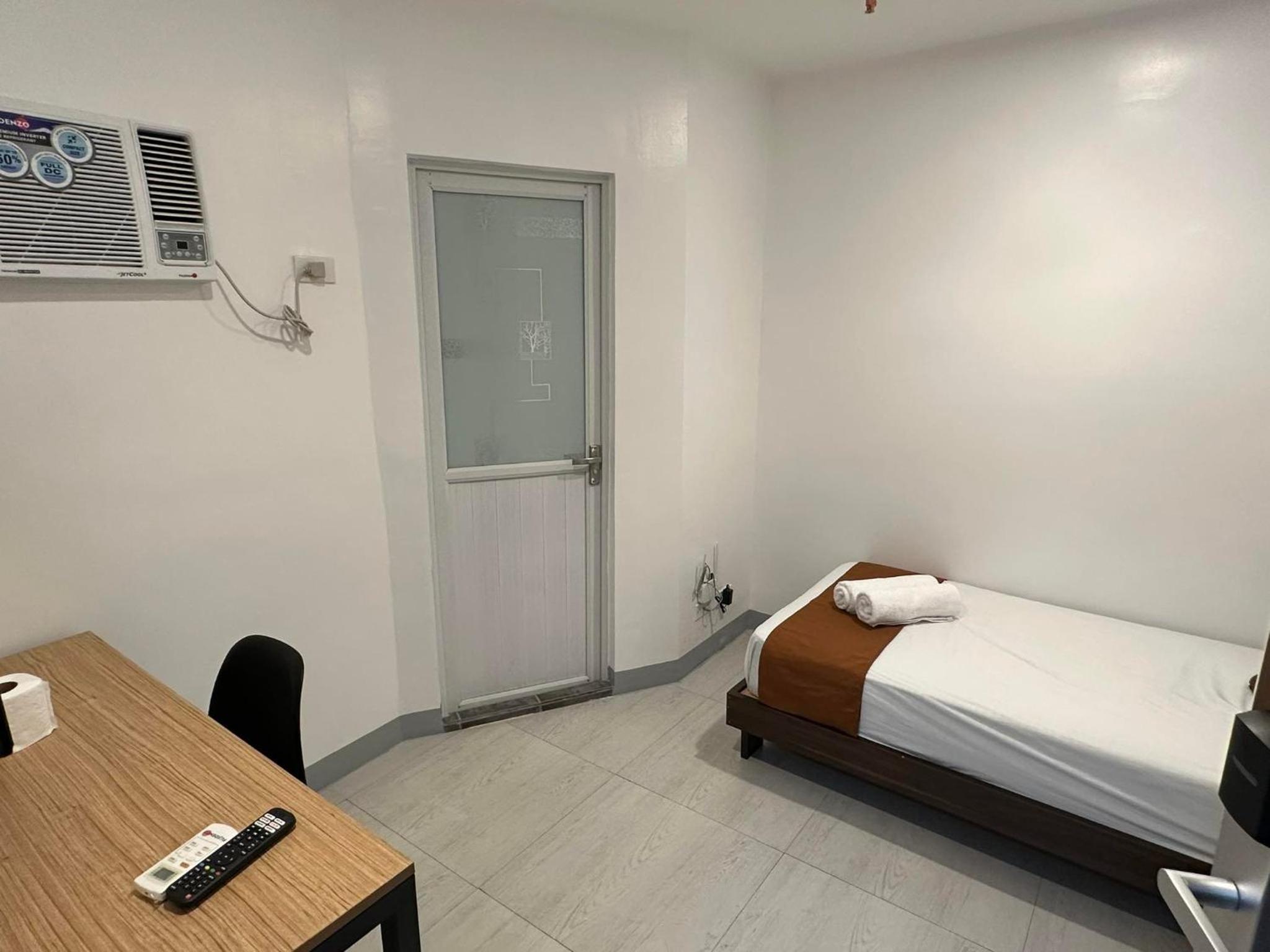 Budget Single Room