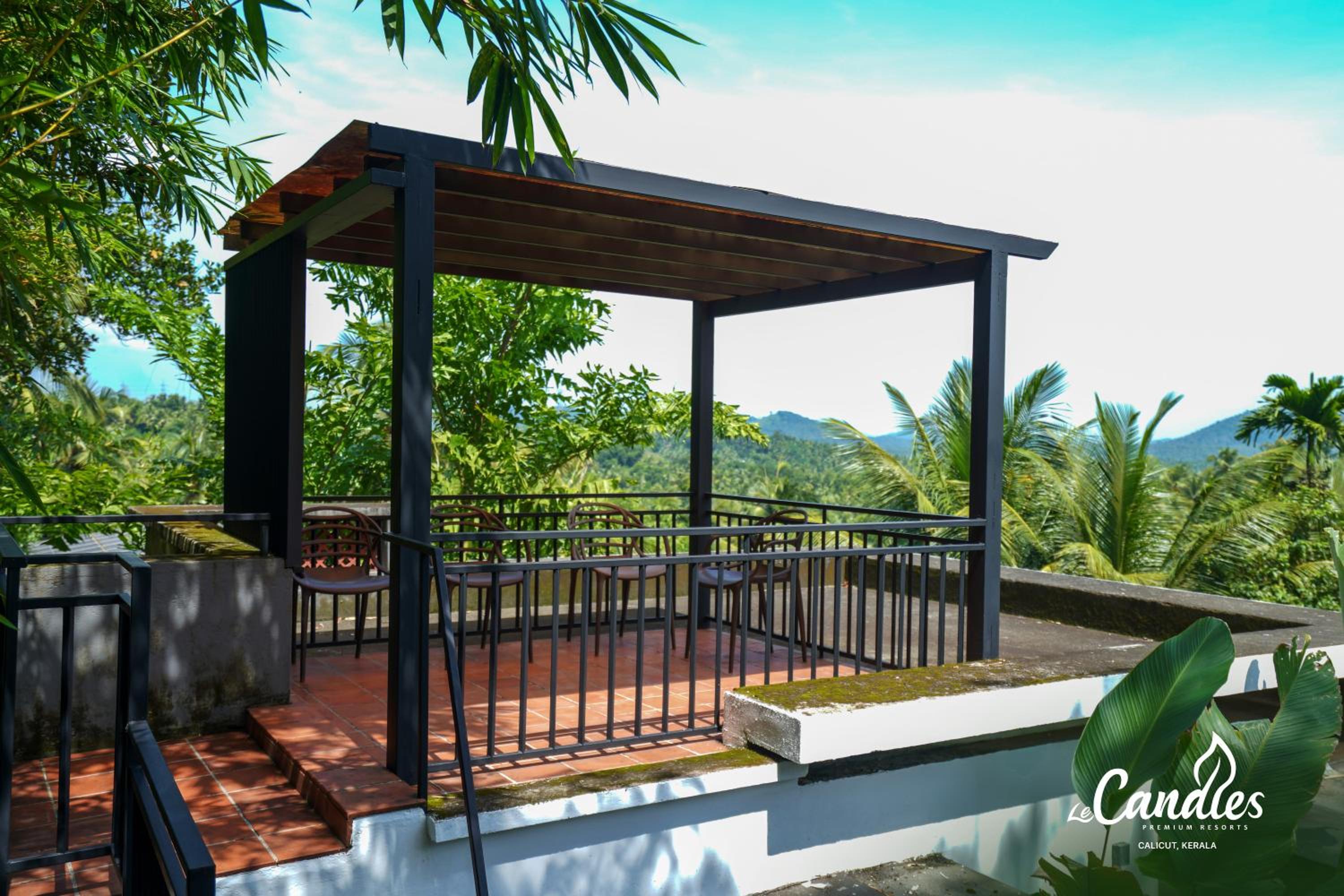 Two-Bedroom Villa - Photo 6