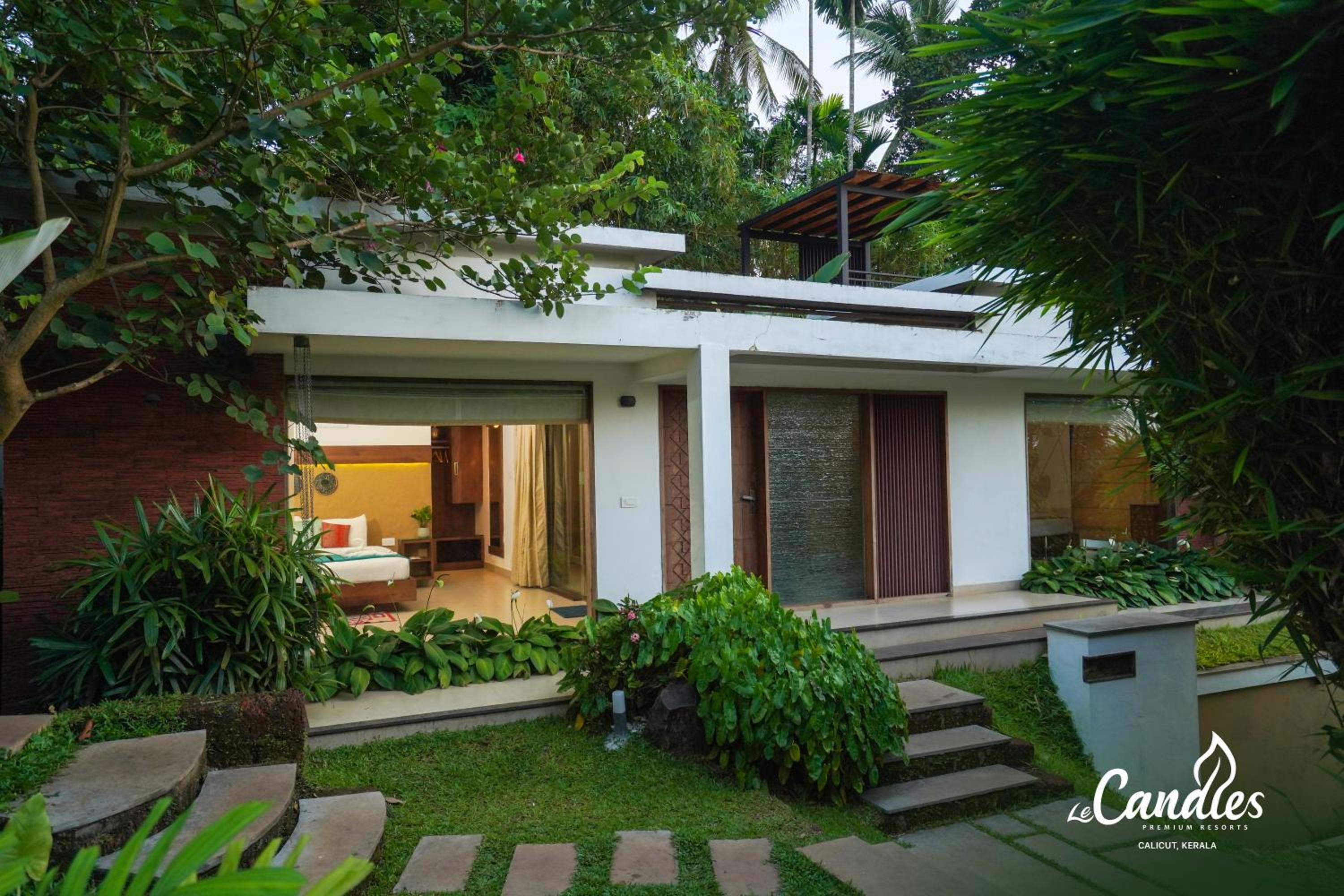 Two-Bedroom Villa - Photo 2