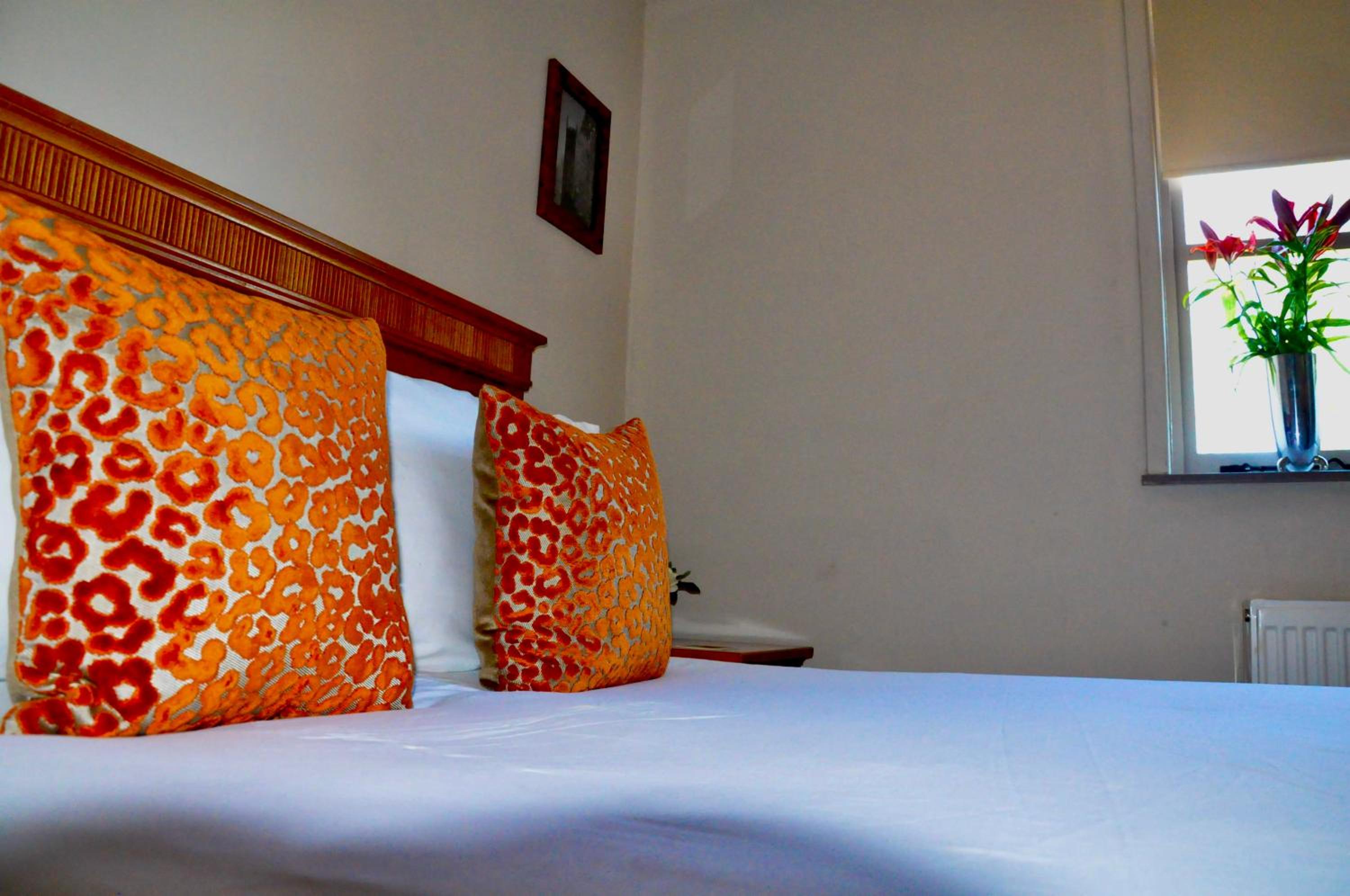 Double Room with Private Bathroom photo 3