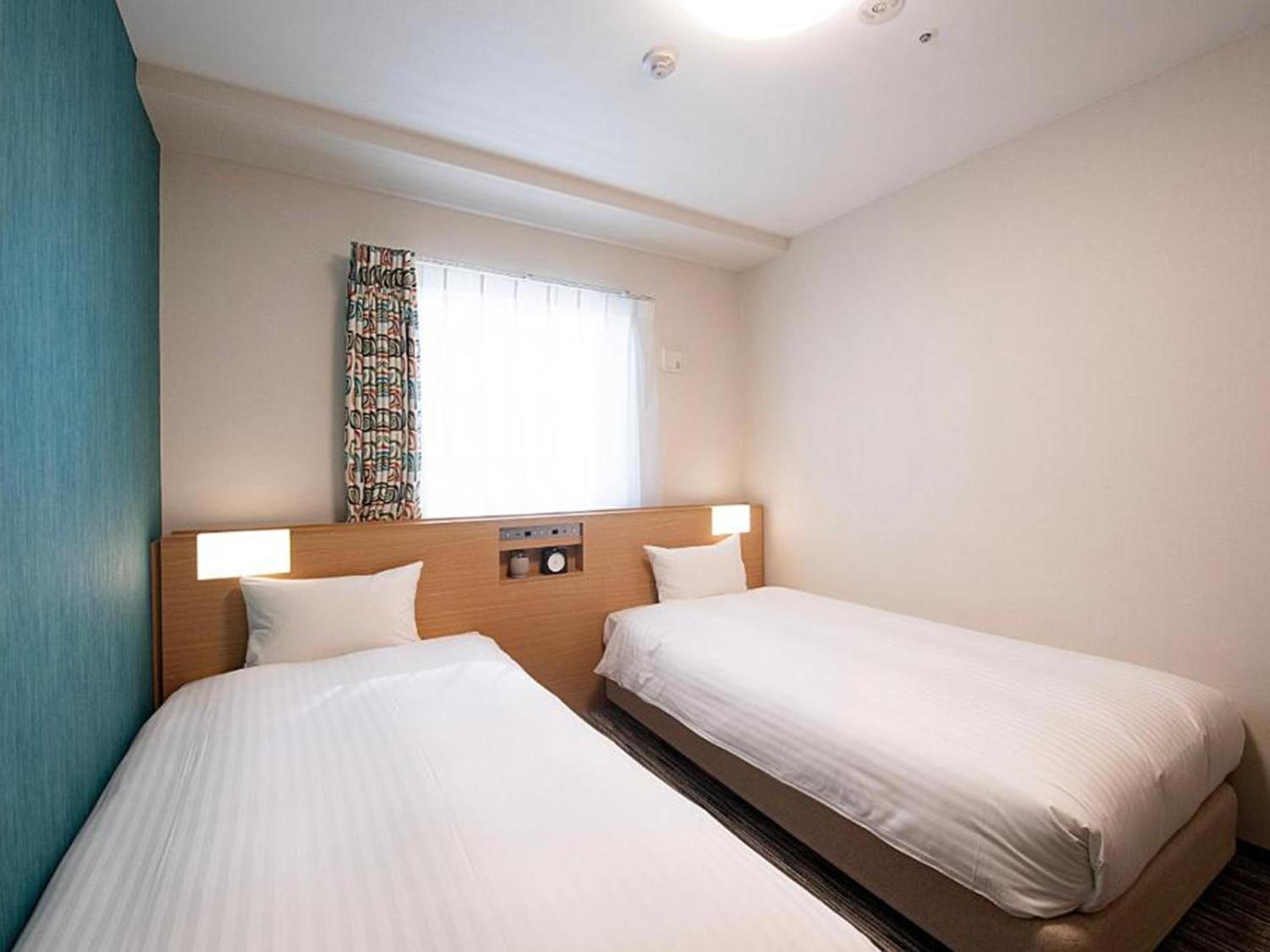 Two Adjacent Twin Rooms - Non-Smoking photo 1