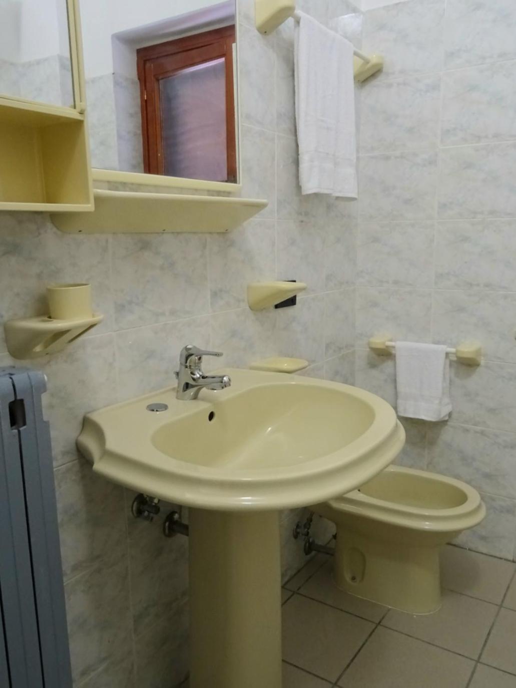 Quadruple Room With Private Bathroom photo 3