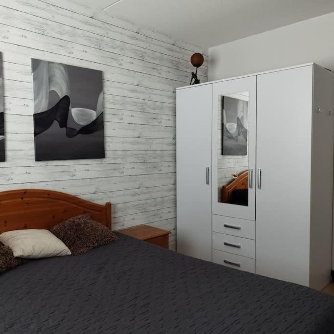 Two-Bedroom Apartment photo 3