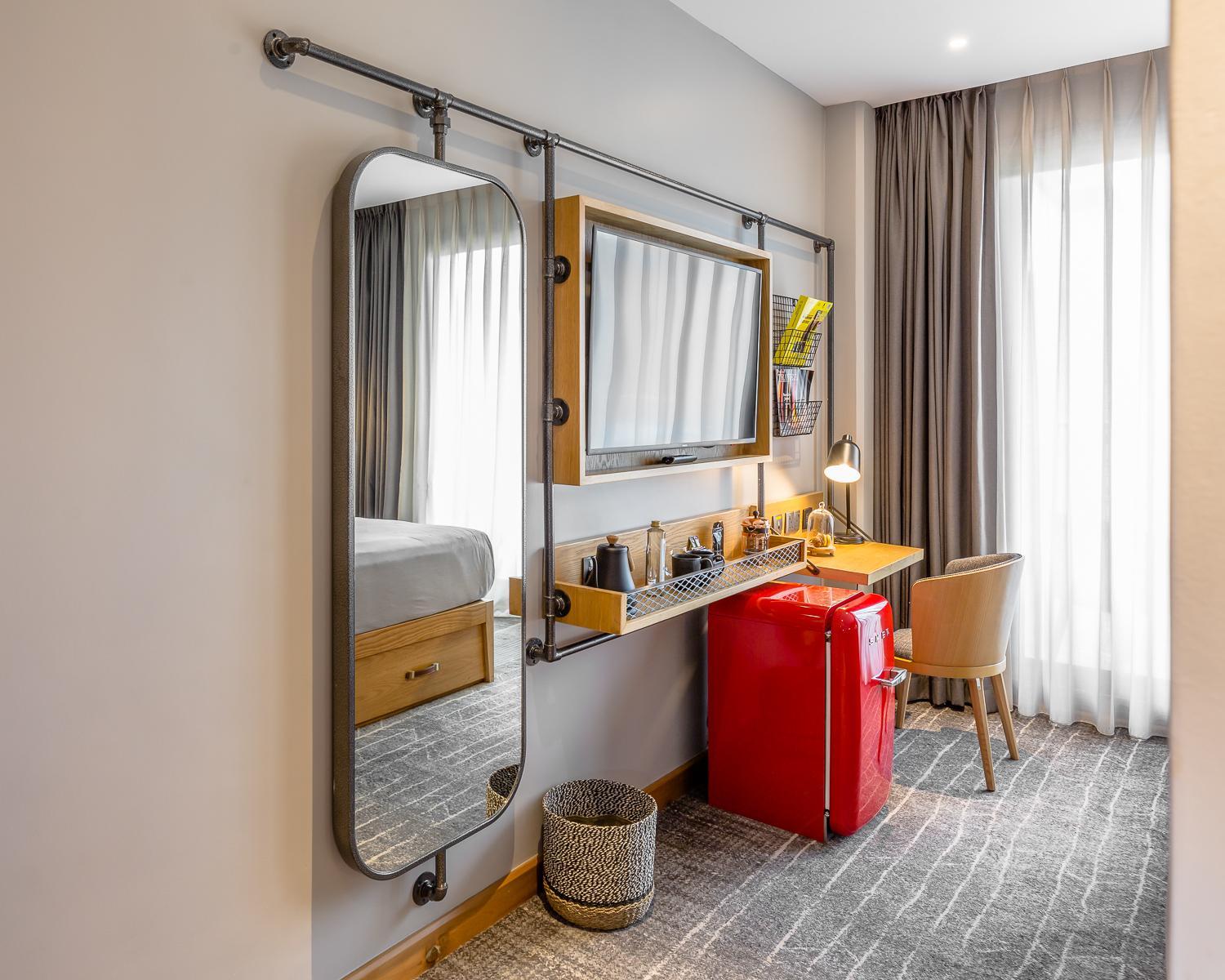 Double Room with Balcony - Photo 4