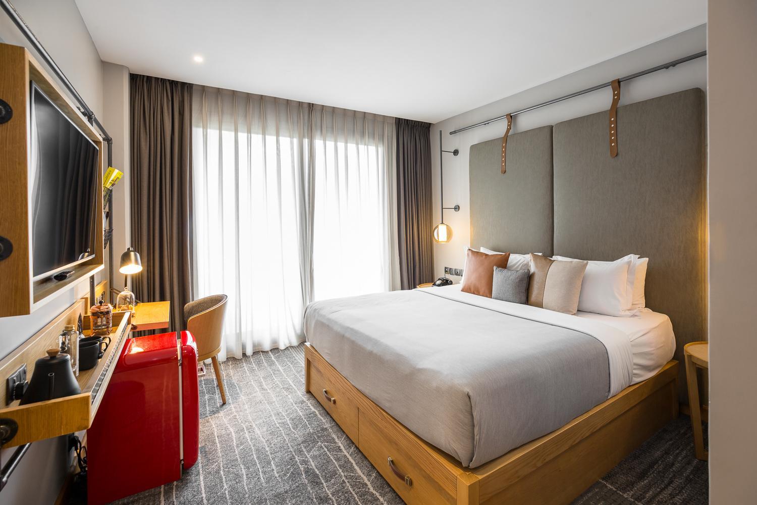 Double Room with Balcony - Photo 3