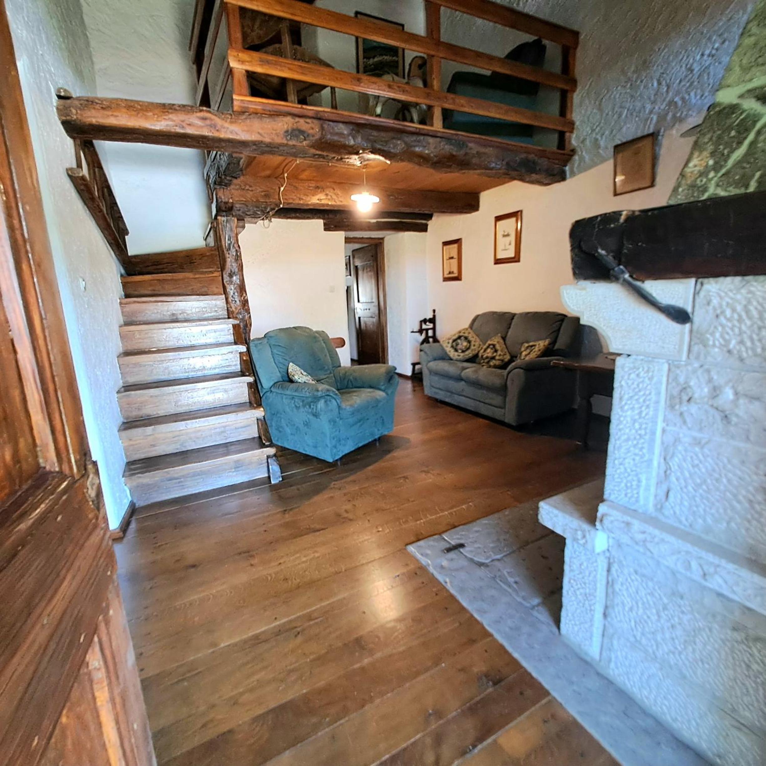 Villa photo 1