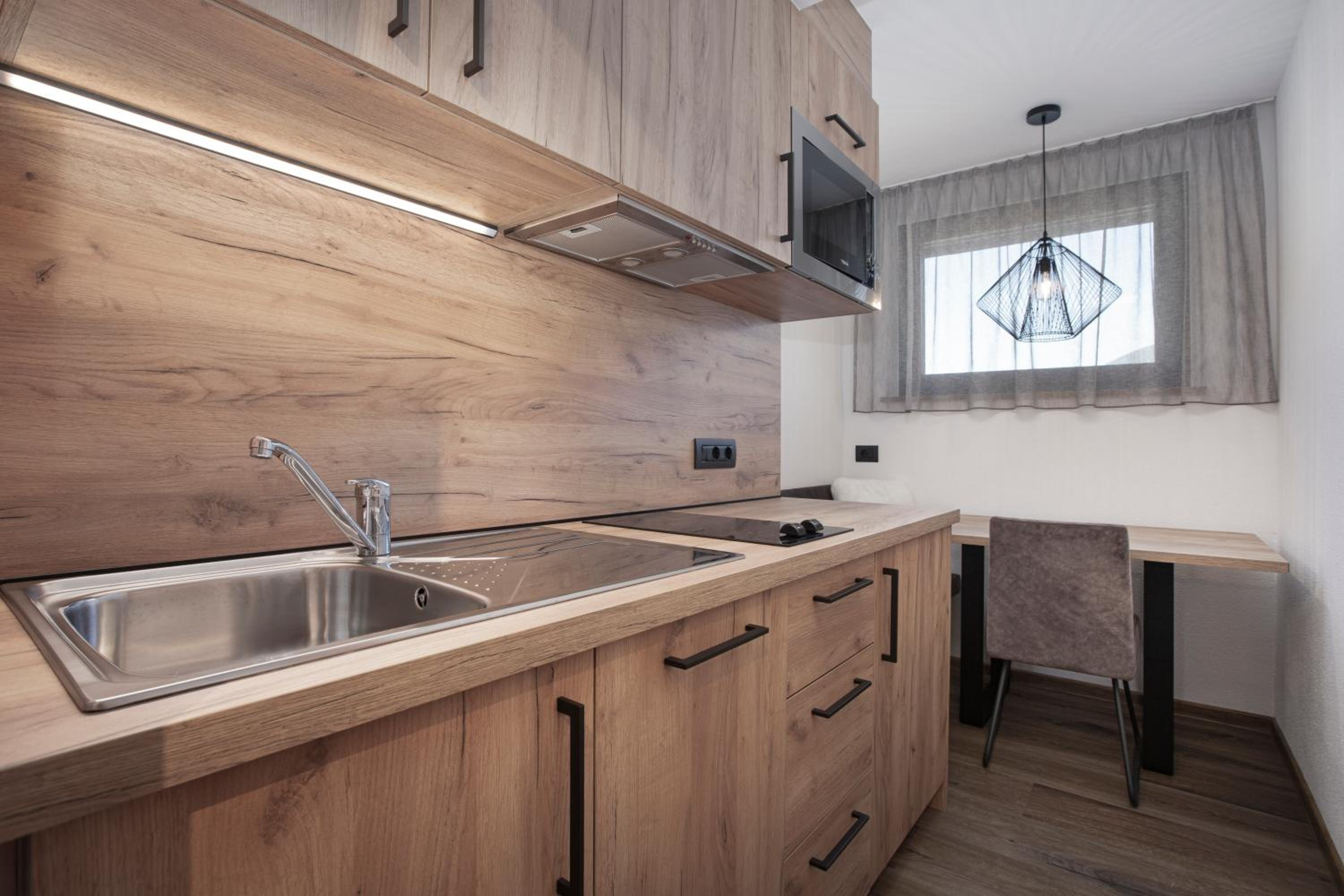 Studio Apartment - Photo 3