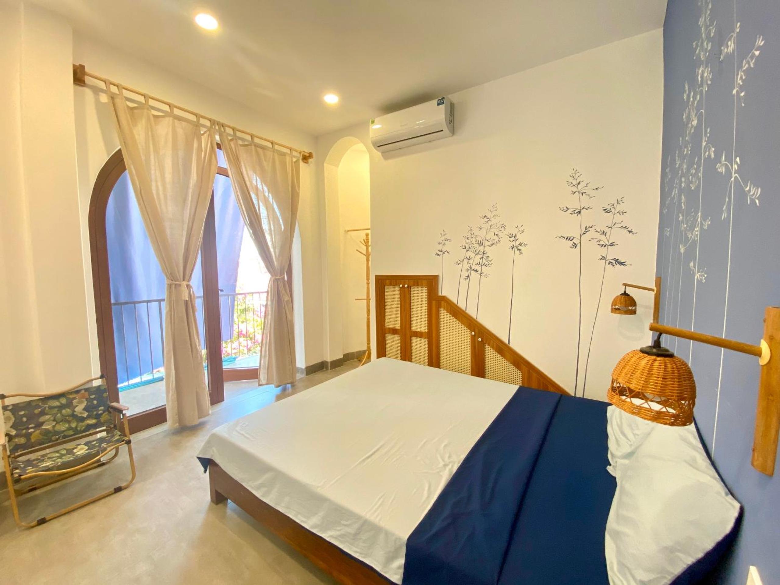 King Room with Balcony photo 3