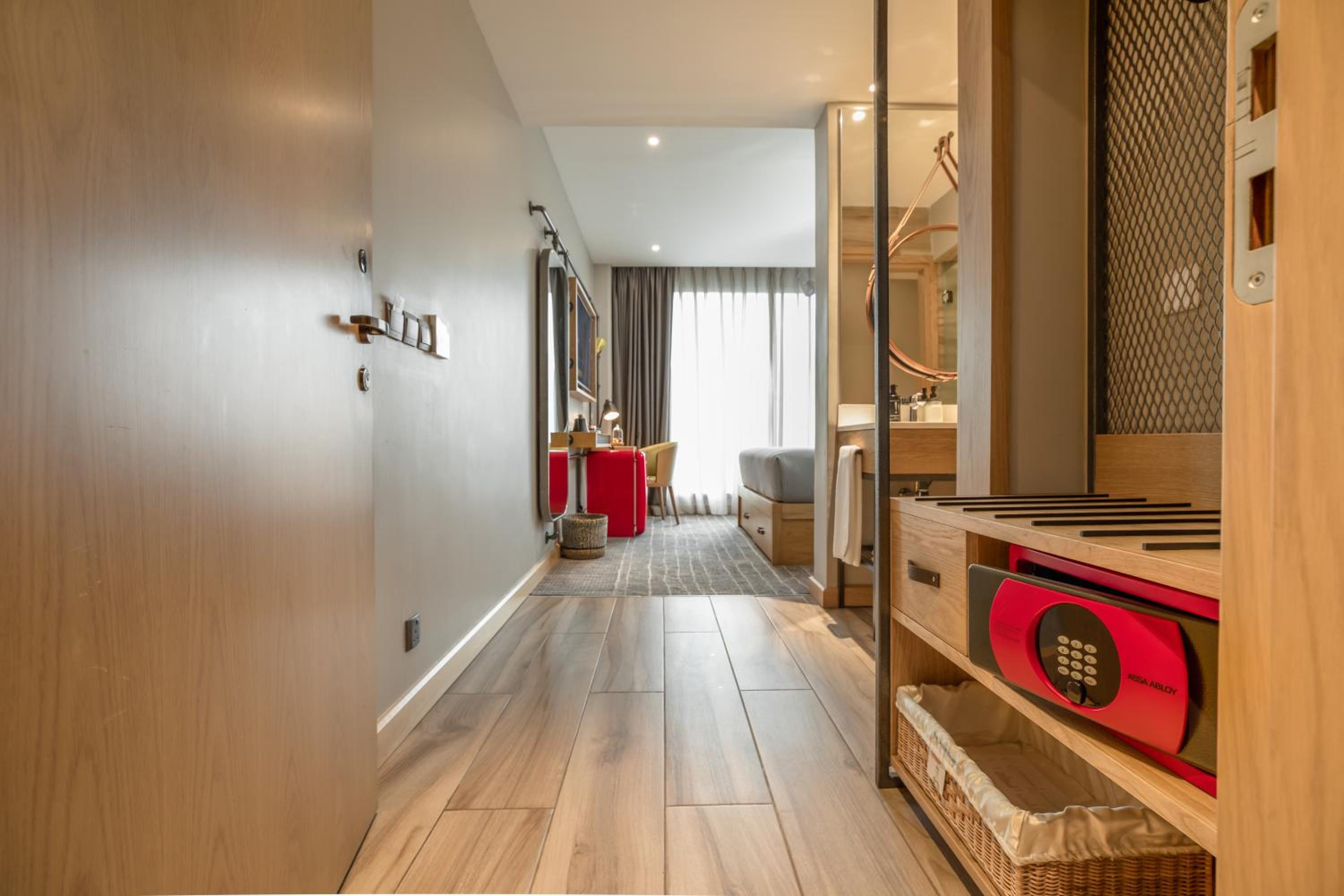 Standard Double Room - Photo 4