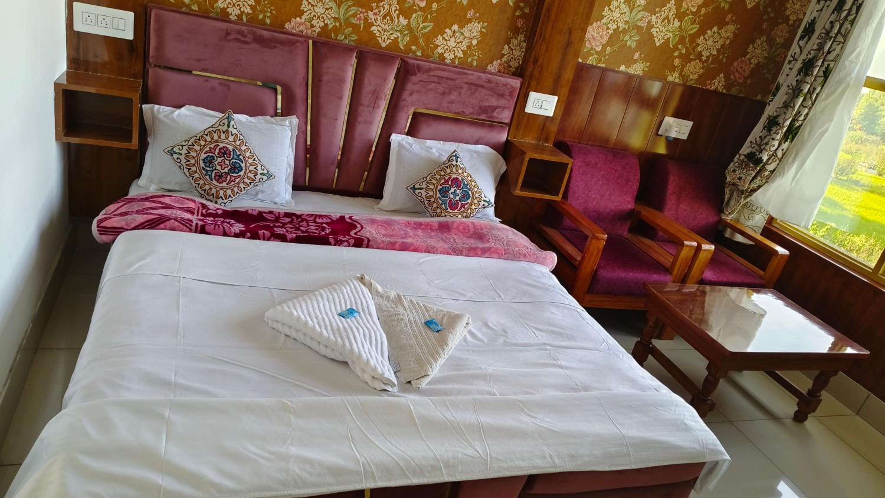Deluxe Double Room - Photo 5